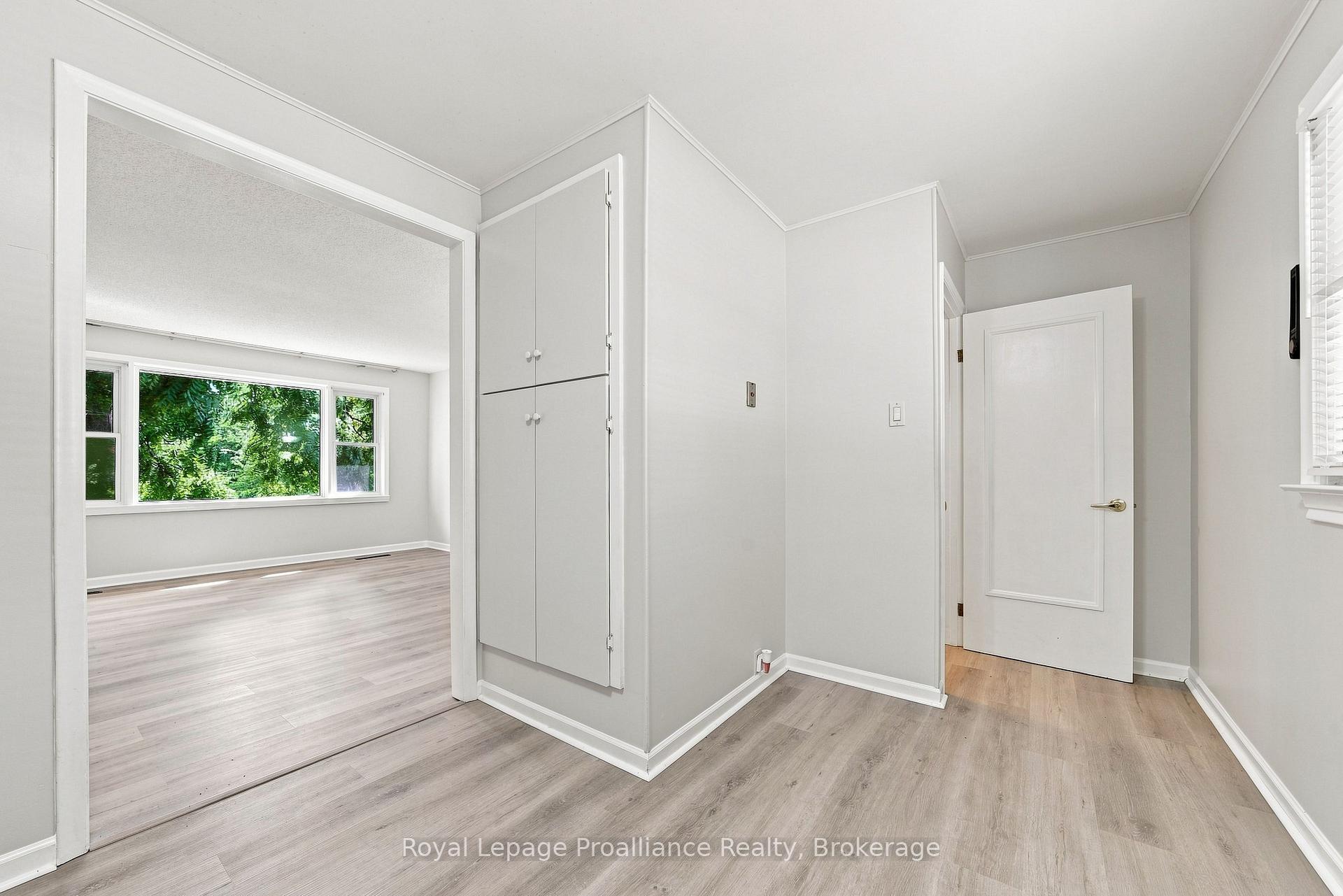 Photo 32 of 15 Elvins Gardens, Belleville, Belleville Ward — HOMEH