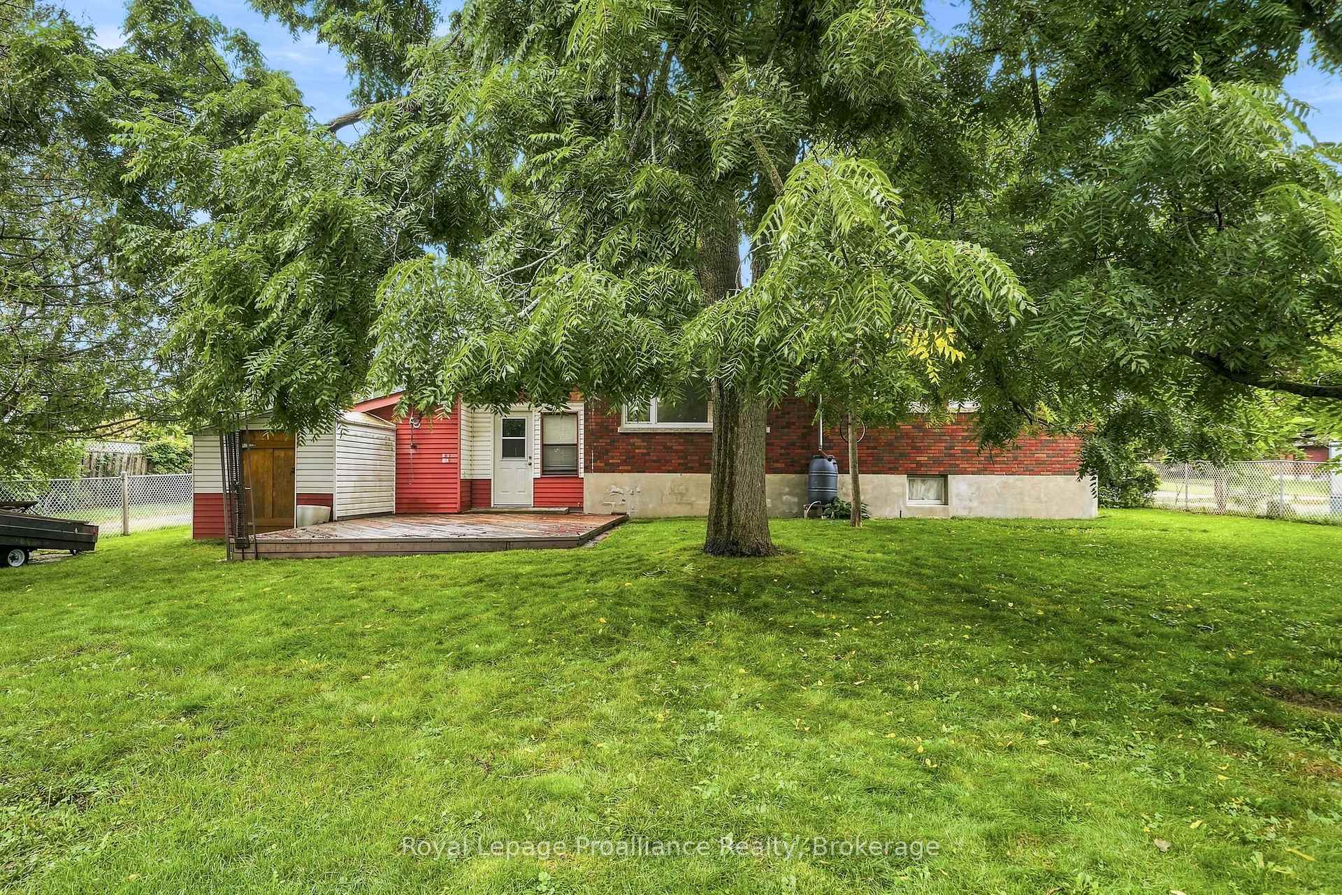 Photo 64 of 15 Elvins Gardens, Belleville, Belleville Ward — HOMEH