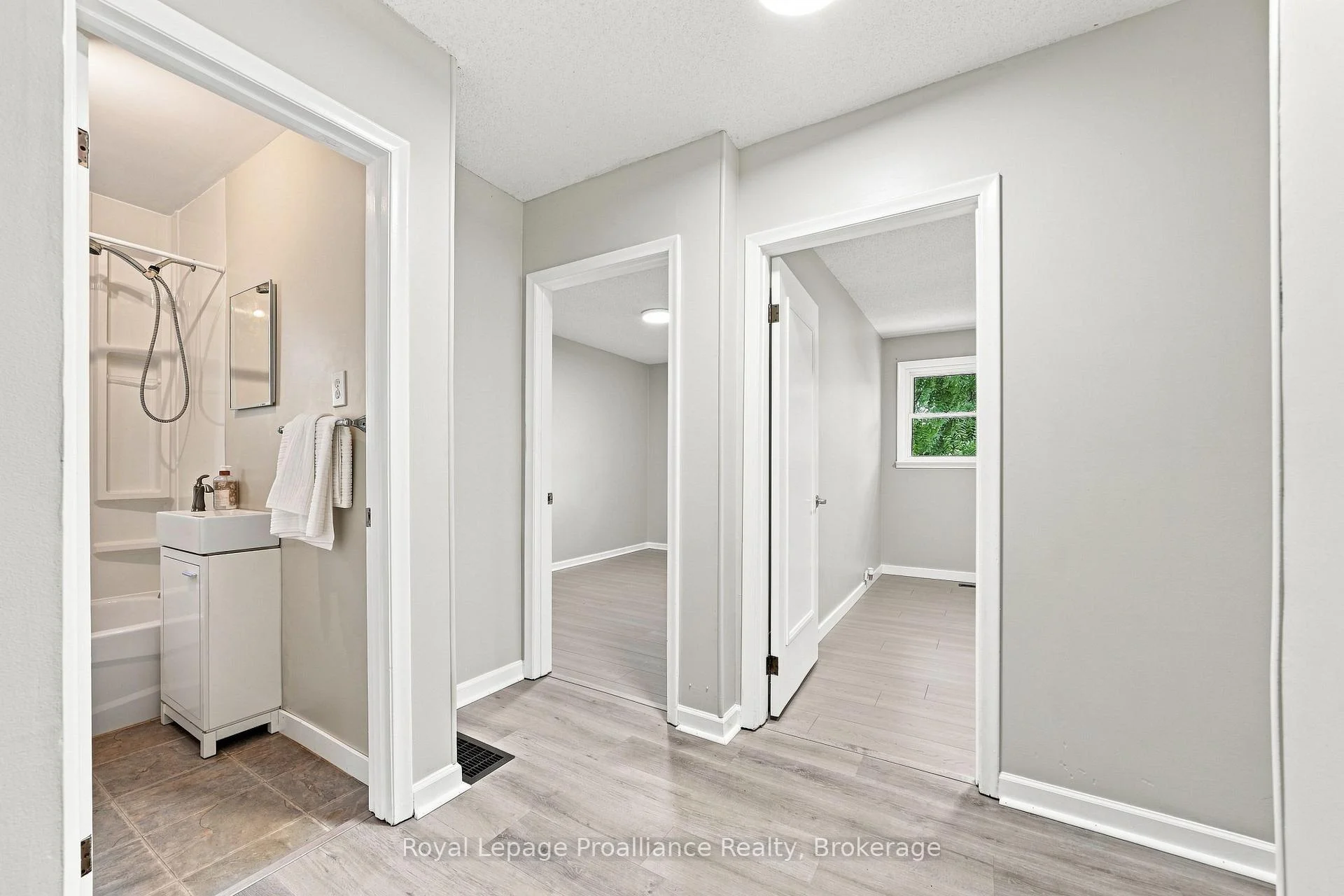 Photo 5 of 15 Elvins Gardens, Belleville, Belleville Ward — HOMEH
