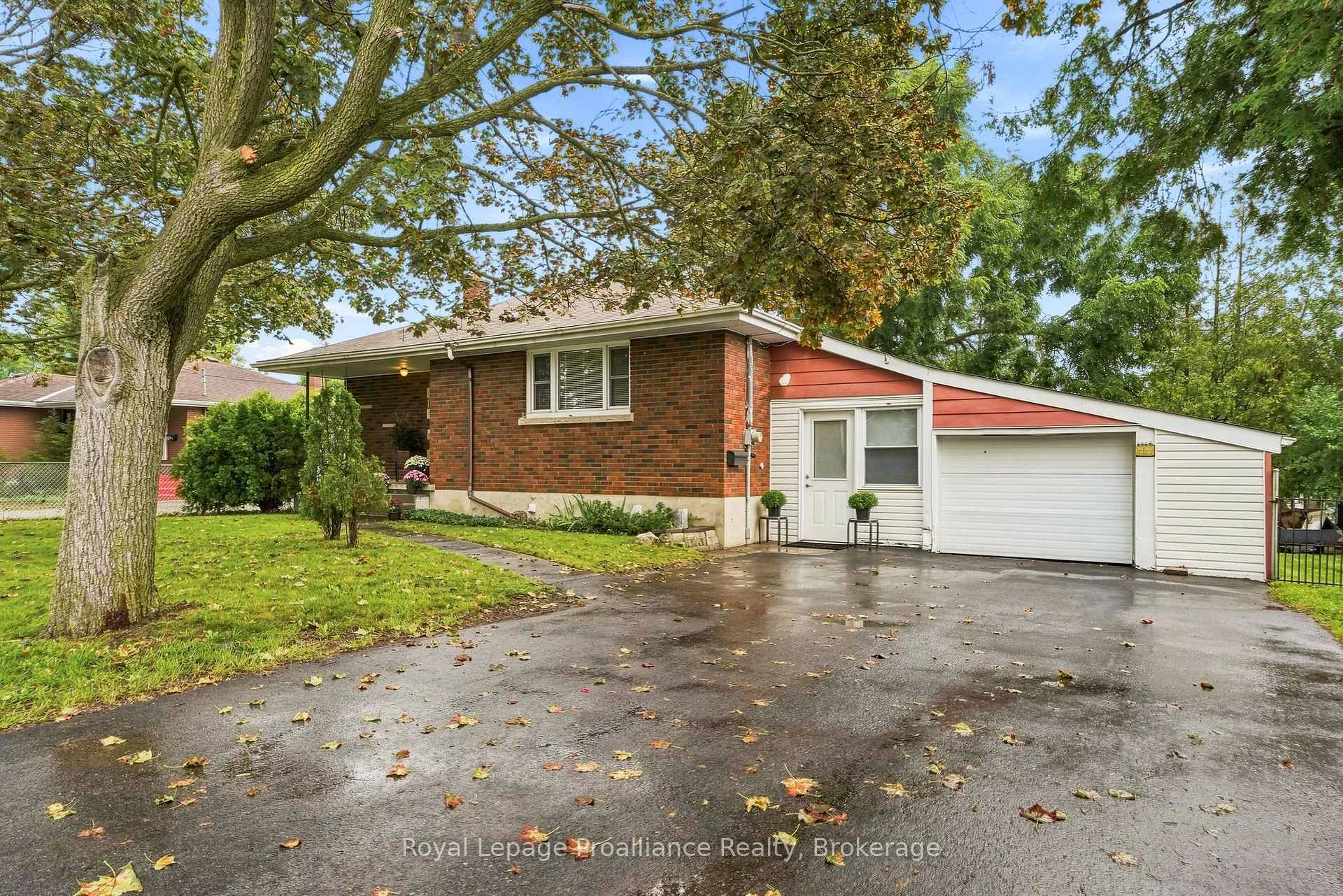 Photo 7 of 15 Elvins Gardens, Belleville, Belleville Ward — HOMEH