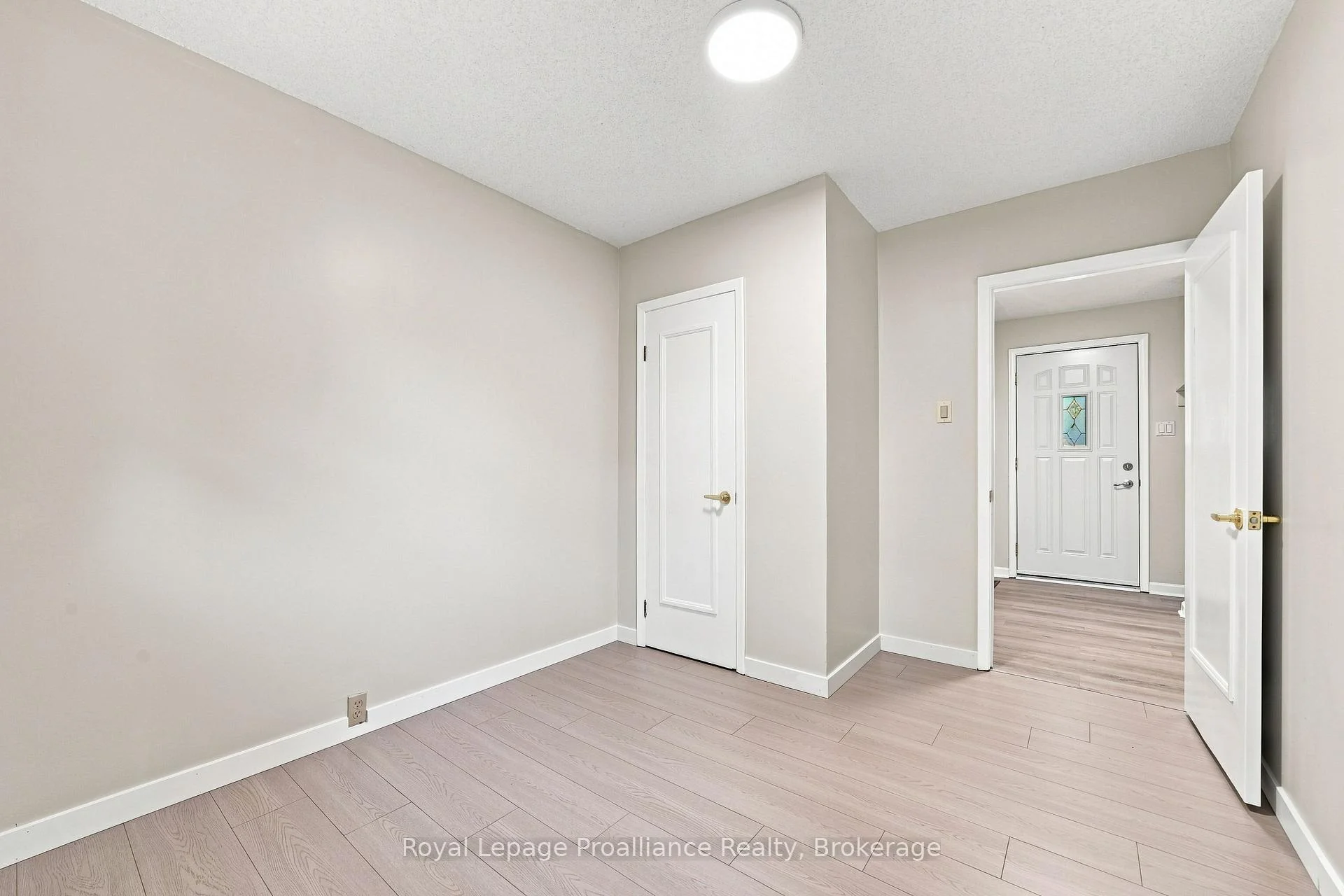 Photo 27 of 15 Elvins Gardens, Belleville, Belleville Ward — HOMEH