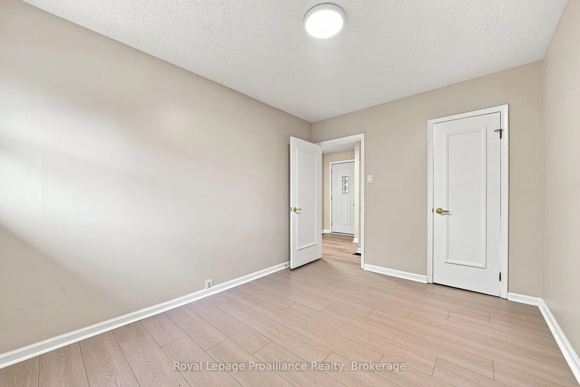 Photo 31 of 15 Elvins Gardens, Belleville, Belleville Ward — HOMEH