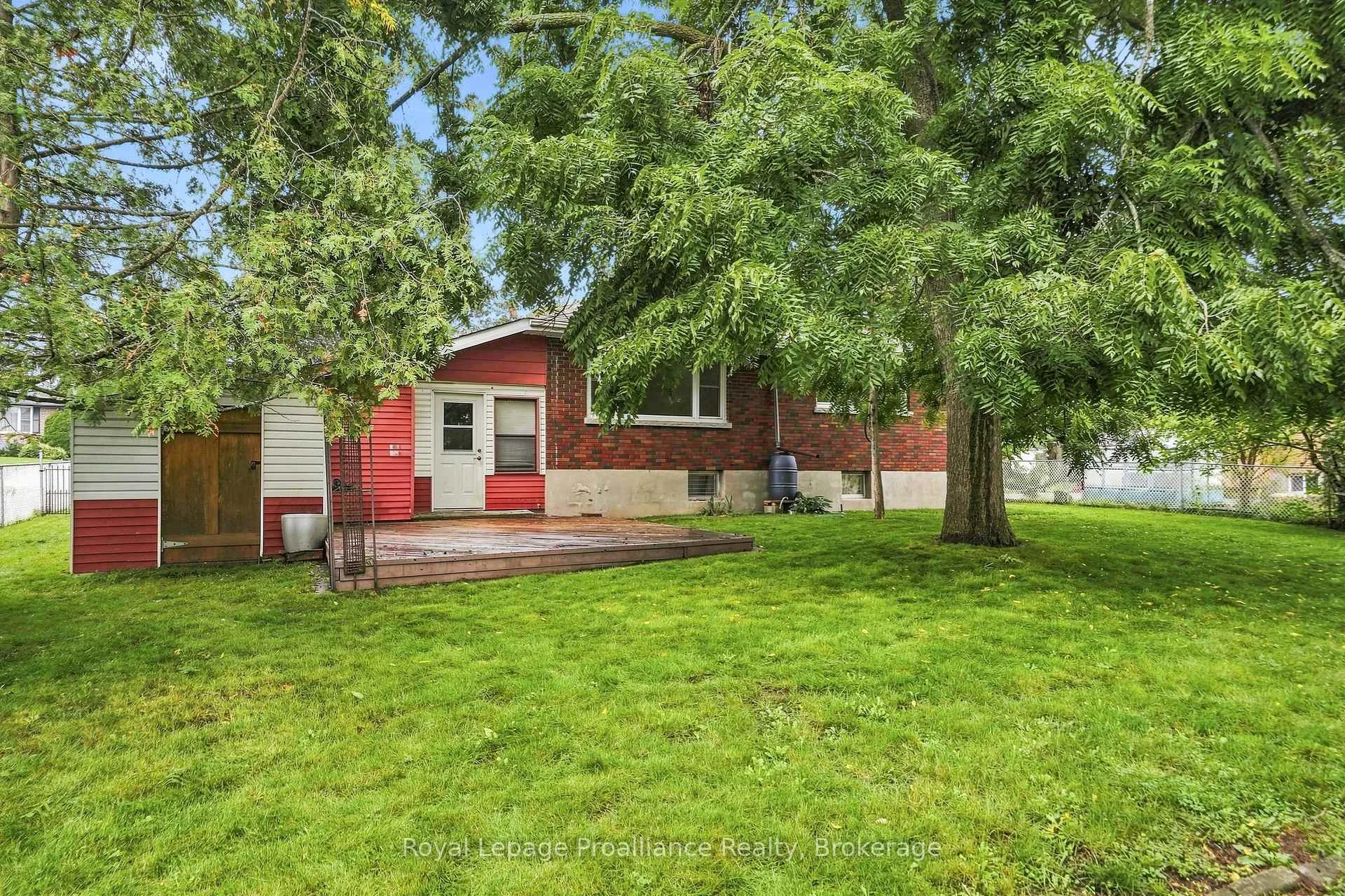 Photo 69 of 15 Elvins Gardens, Belleville, Belleville Ward — HOMEH
