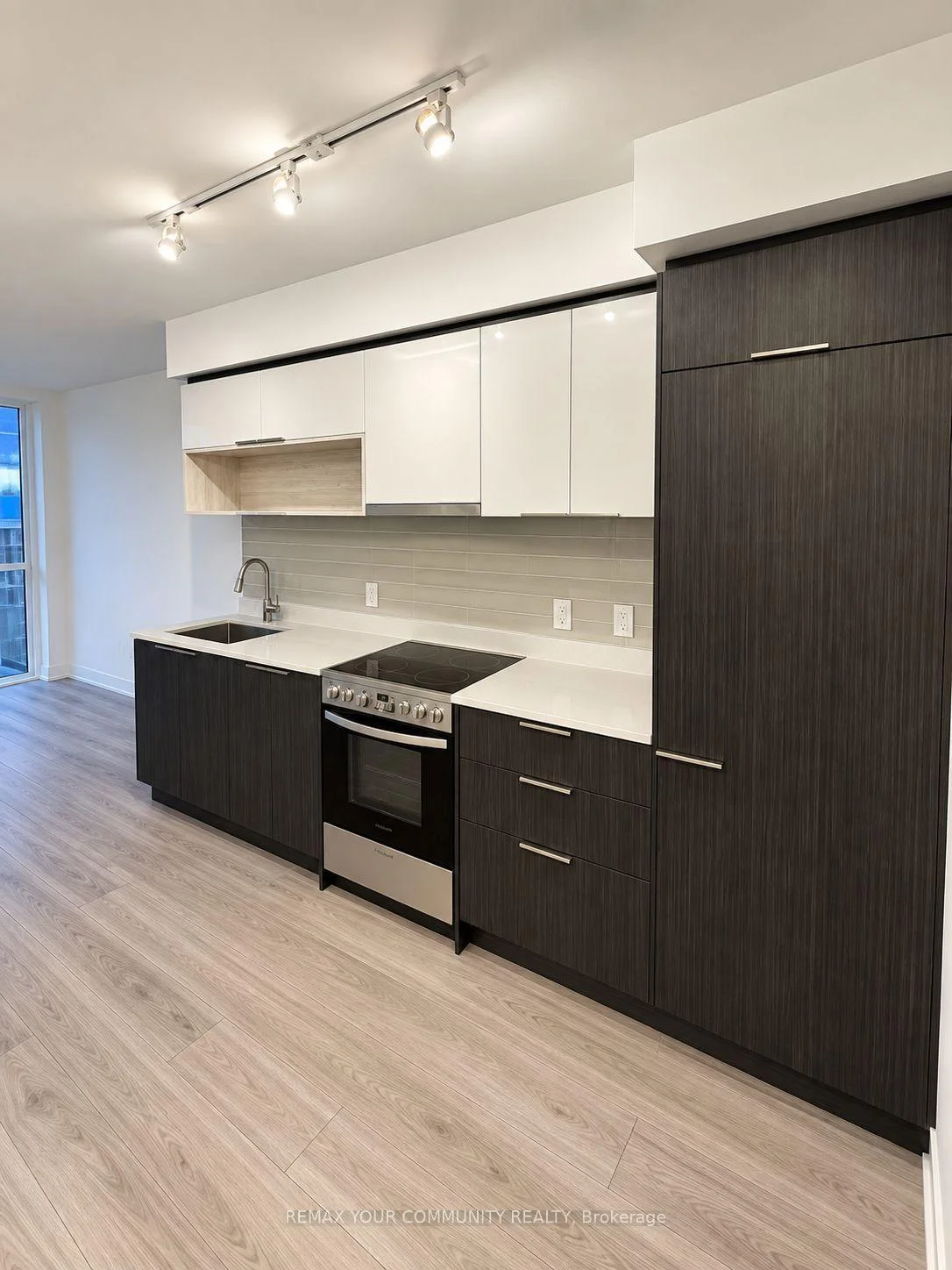Photo 10 of Unit 404, 159 Wellesley Street E, Toronto, Cabbagetown-South St. James Town — HOMEH