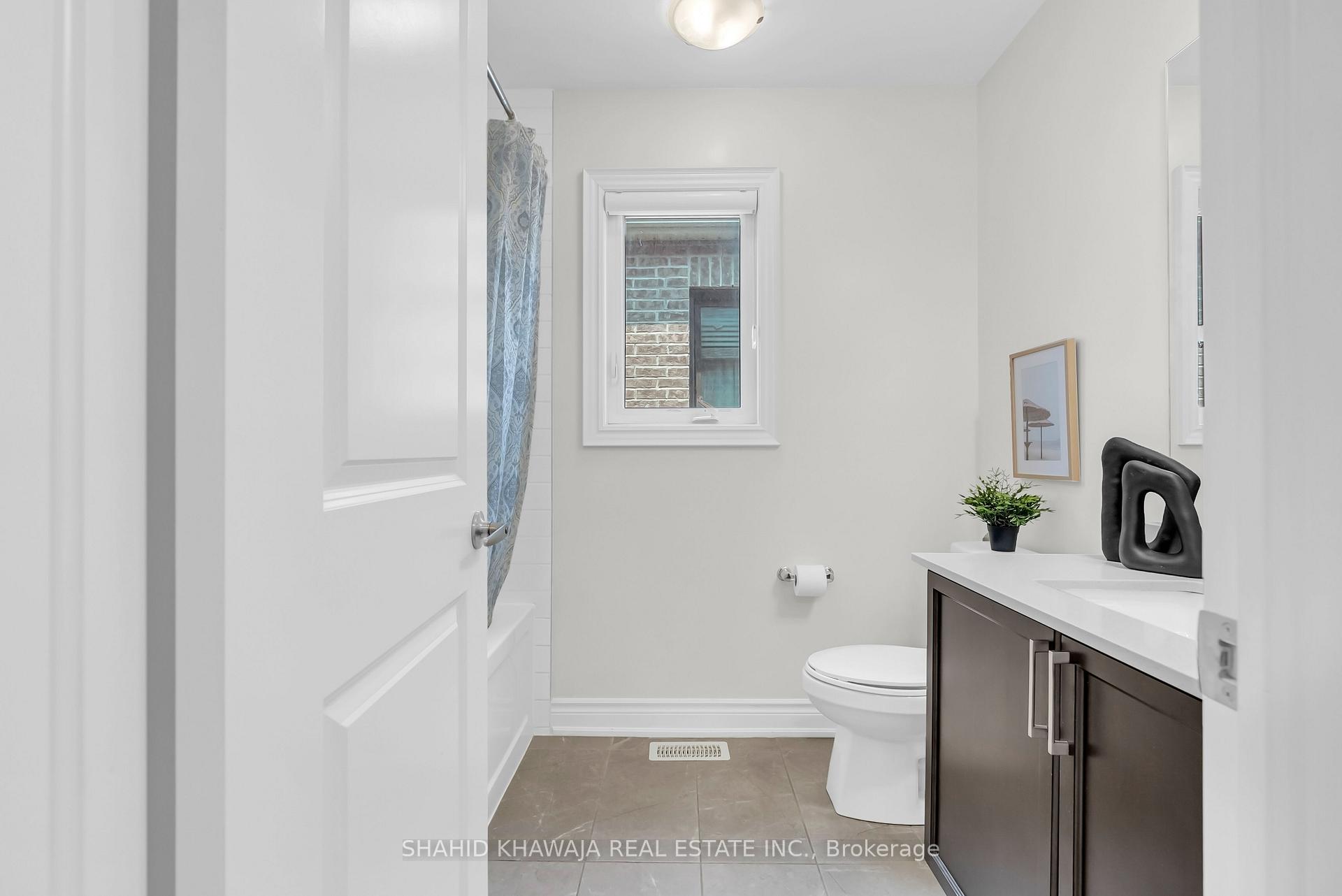 Photo 30 of 1221 Raspberry Terrace, Milton, Ford — HOMEH