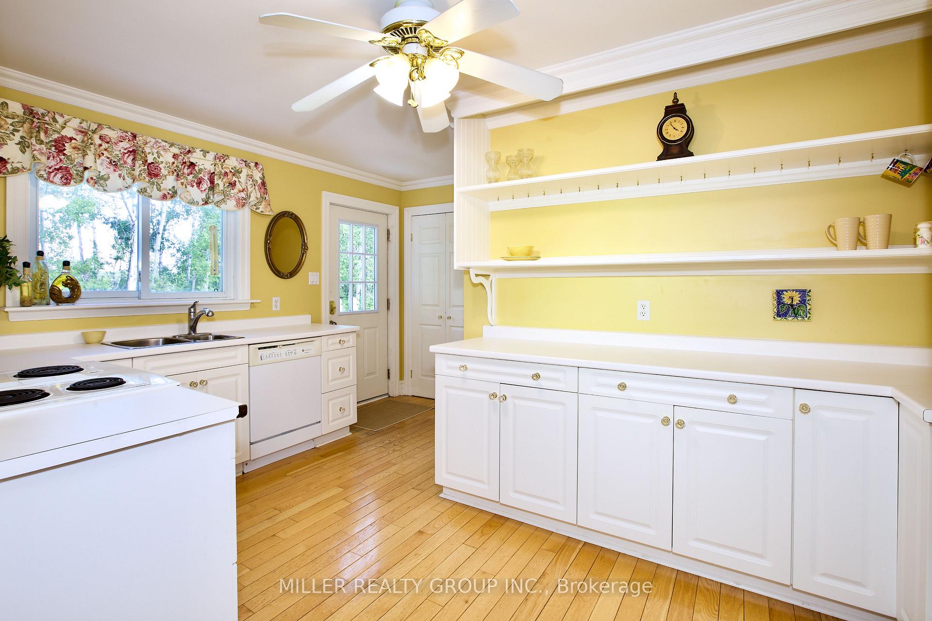 Photo 4 of 241 Scott Street, Temiskaming Shores, New Liskeard — HOMEH