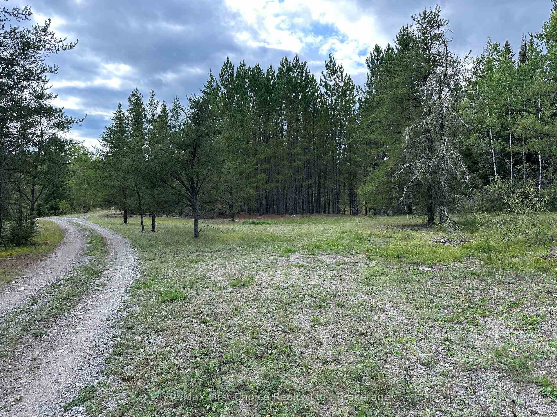 Photo 4 of PT 19 & 20 Silver Falls Road, Thunder Bay — HOMEH