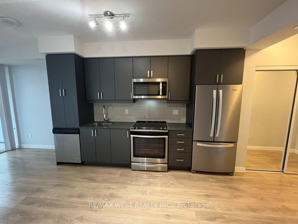 Photo 3 of Unit 301, 7895 Jane Street, Vaughan, Concord — HOMEH