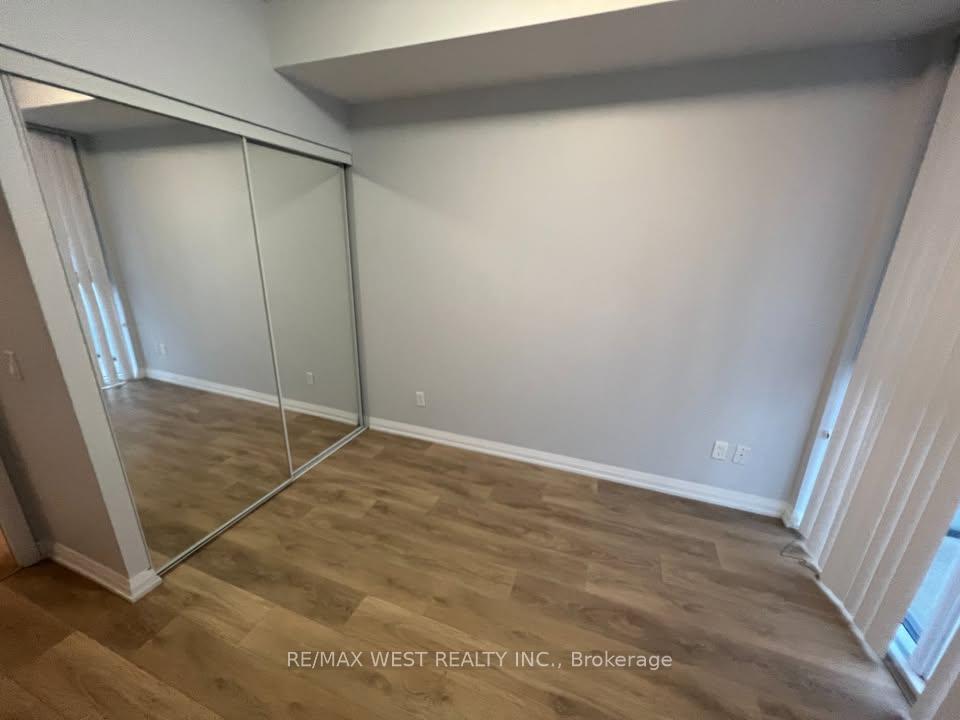 Photo 7 of Unit 301, 7895 Jane Street, Vaughan, Concord — HOMEH
