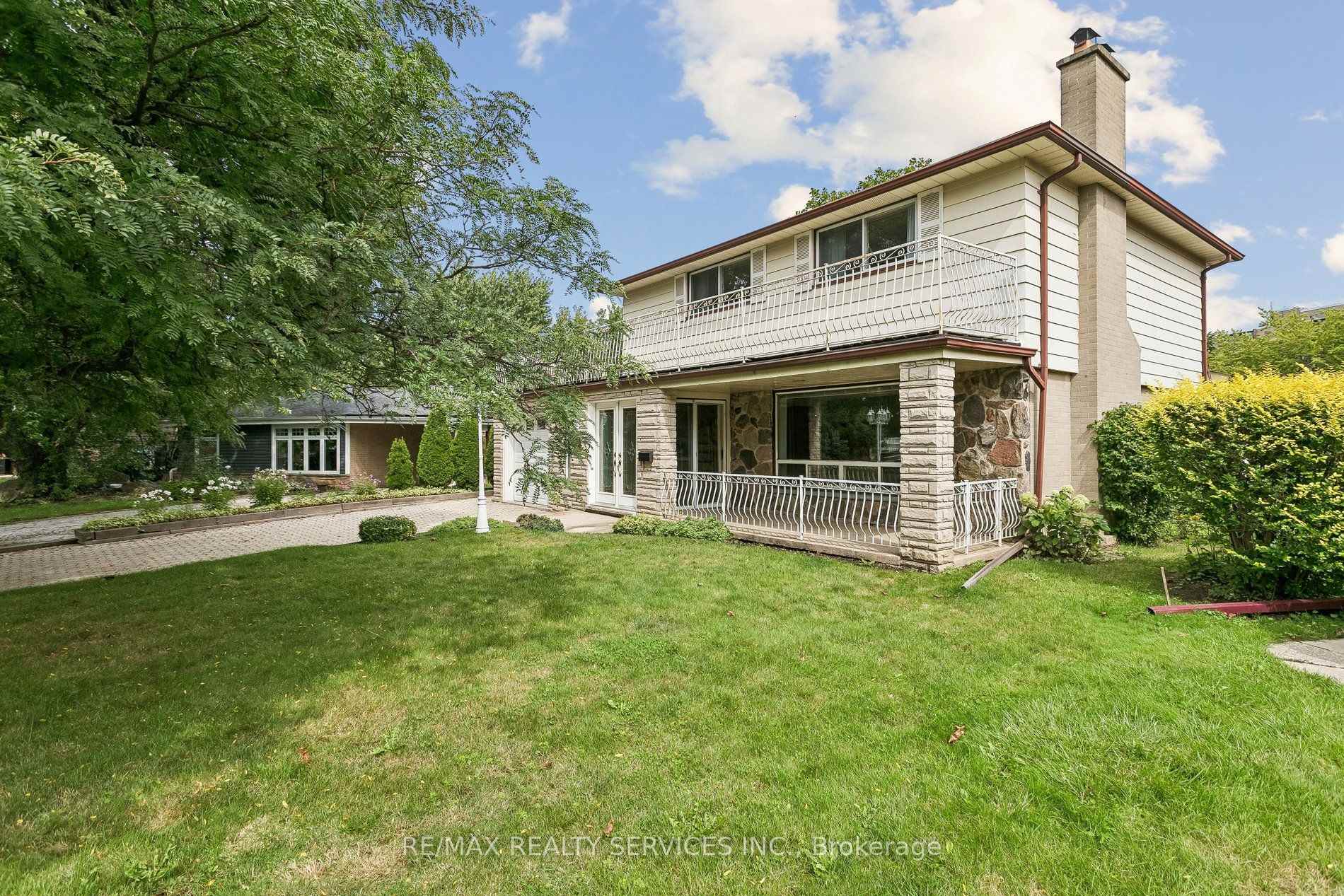Photo 4 of 43 Allendale Road, Brampton, Brampton East — HOMEH
