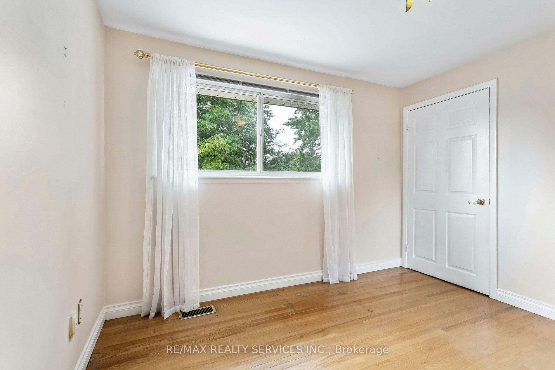 Photo 23 of 43 Allendale Road, Brampton, Brampton East — HOMEH