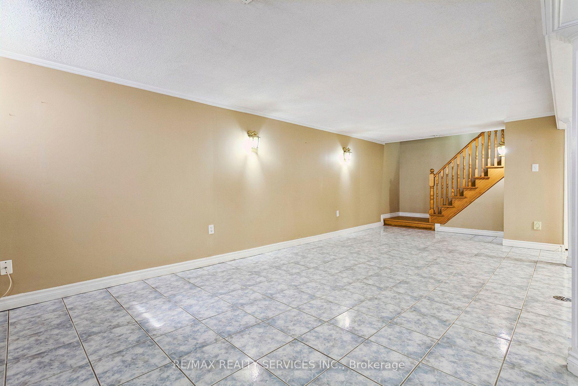 Photo 30 of 43 Allendale Road, Brampton, Brampton East — HOMEH