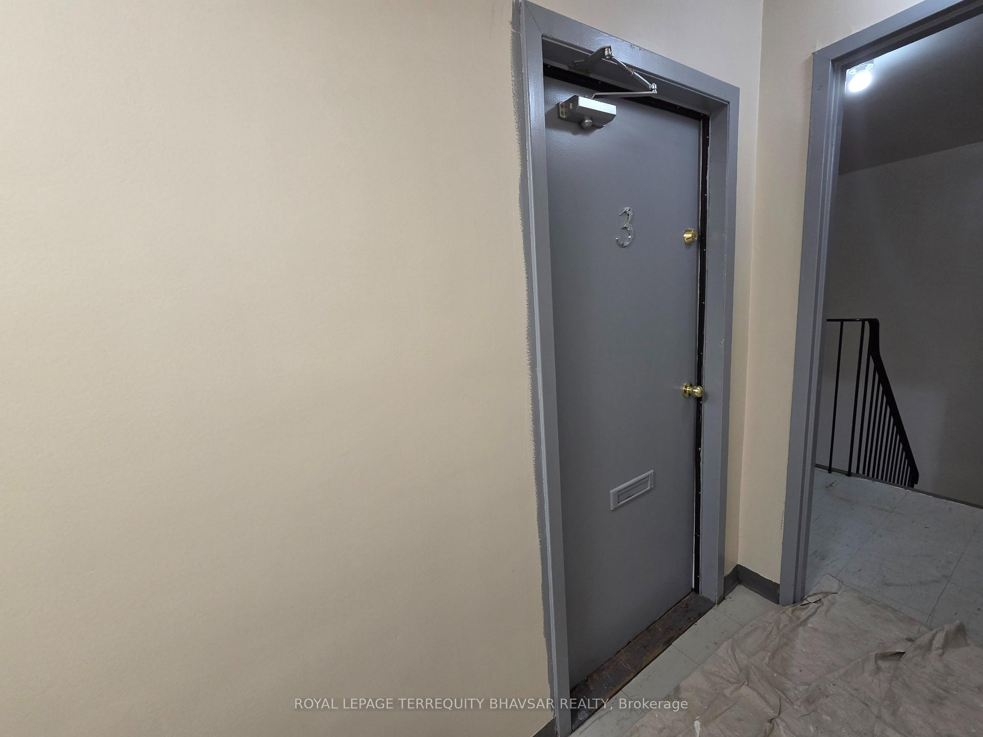 Photo 8 of Unit 3, 2827 Weston Road, North York, Humberlea-Pelmo Park — HOMEH