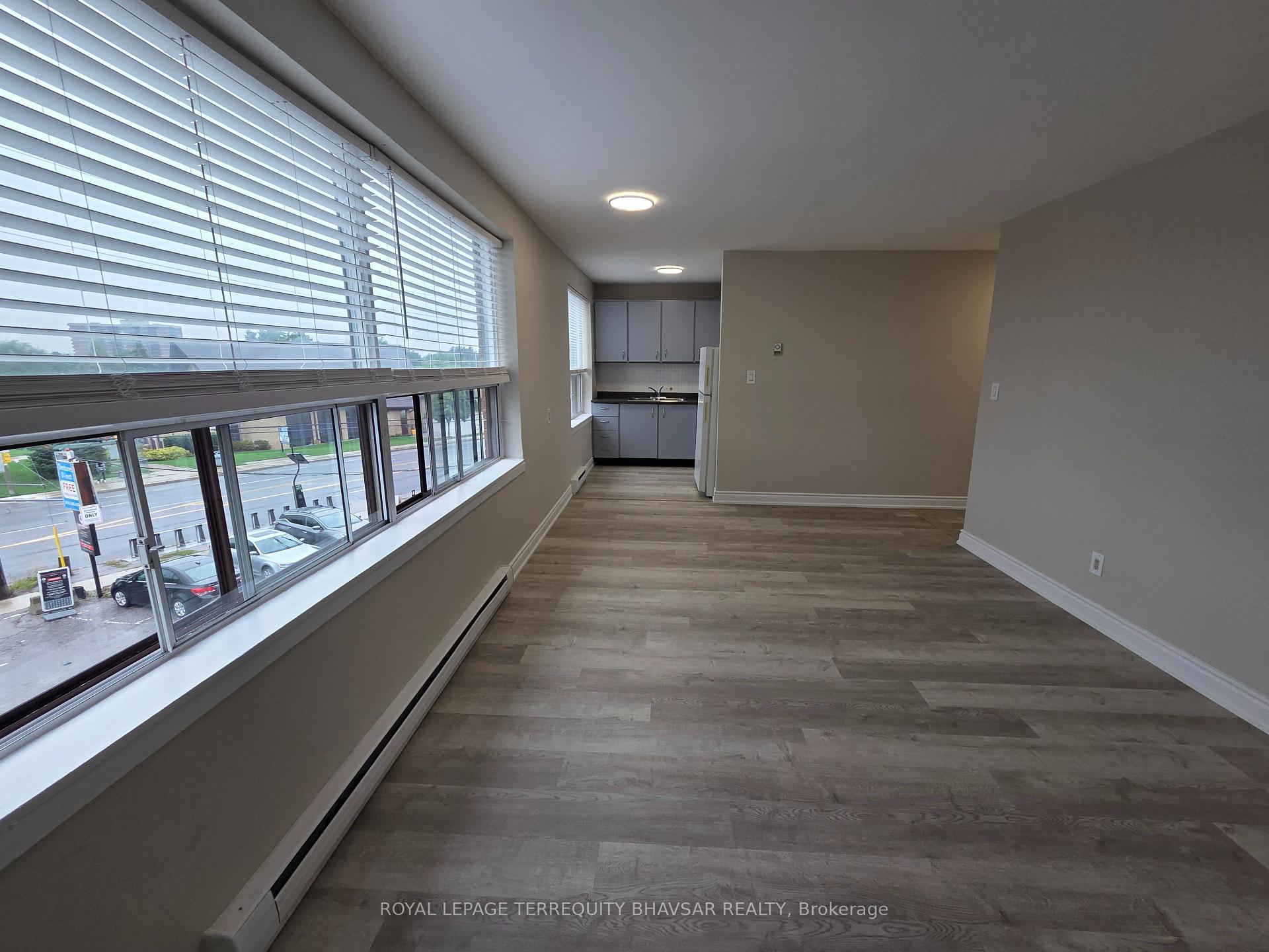 Photo 10 of Unit 3, 2827 Weston Road, North York, Humberlea-Pelmo Park — HOMEH