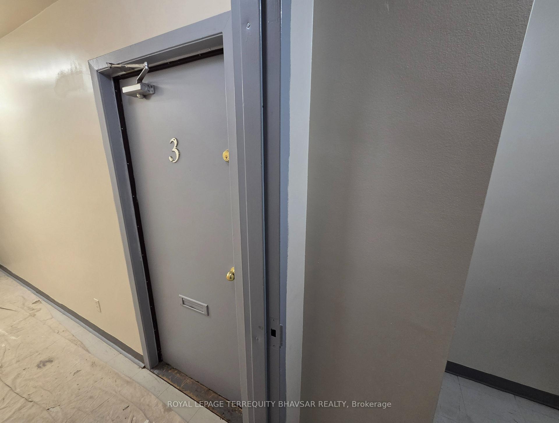 Photo 15 of Unit 3, 2827 Weston Road, North York, Humberlea-Pelmo Park — HOMEH