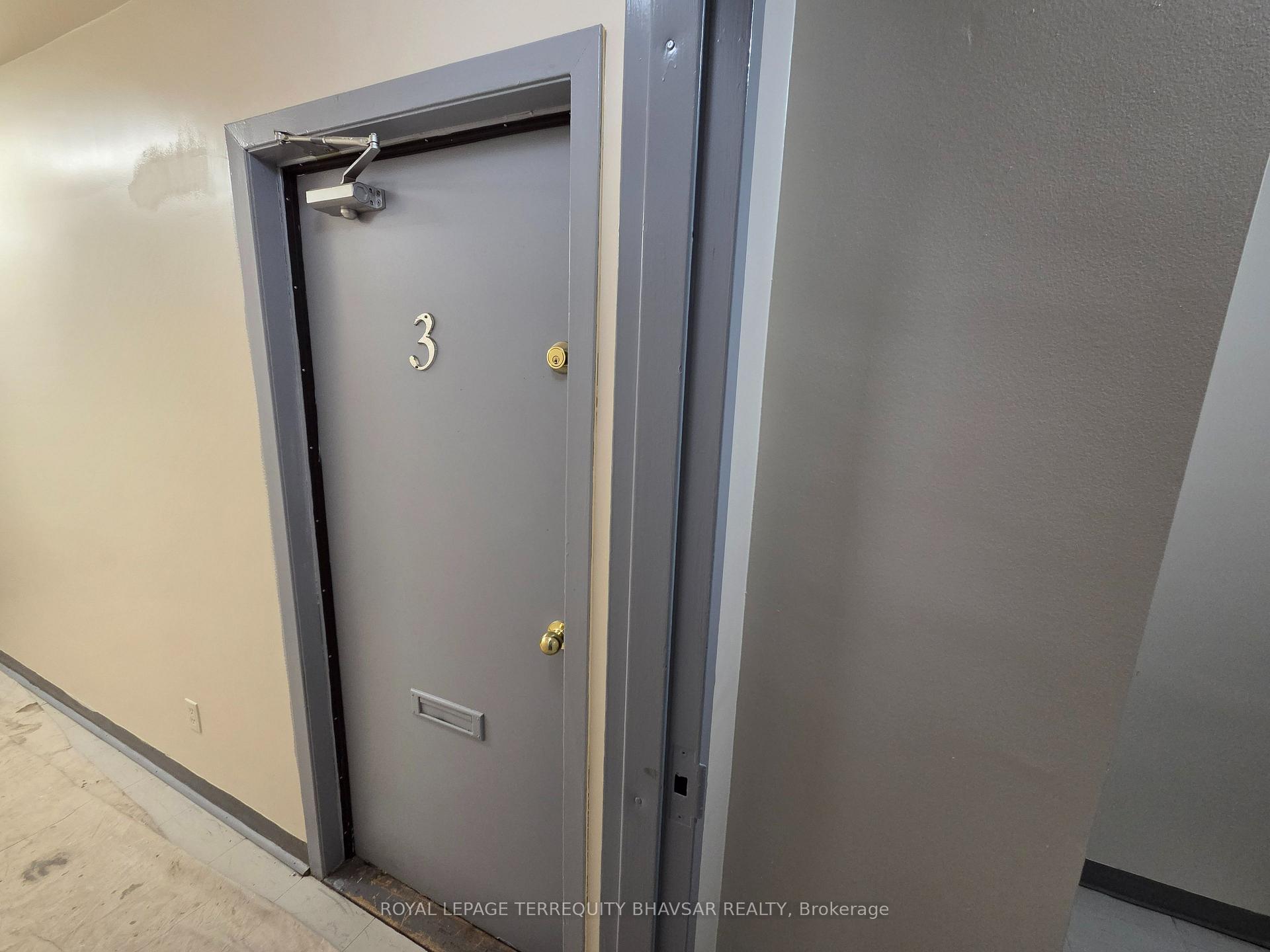 Photo 16 of Unit 3, 2827 Weston Road, North York, Humberlea-Pelmo Park — HOMEH