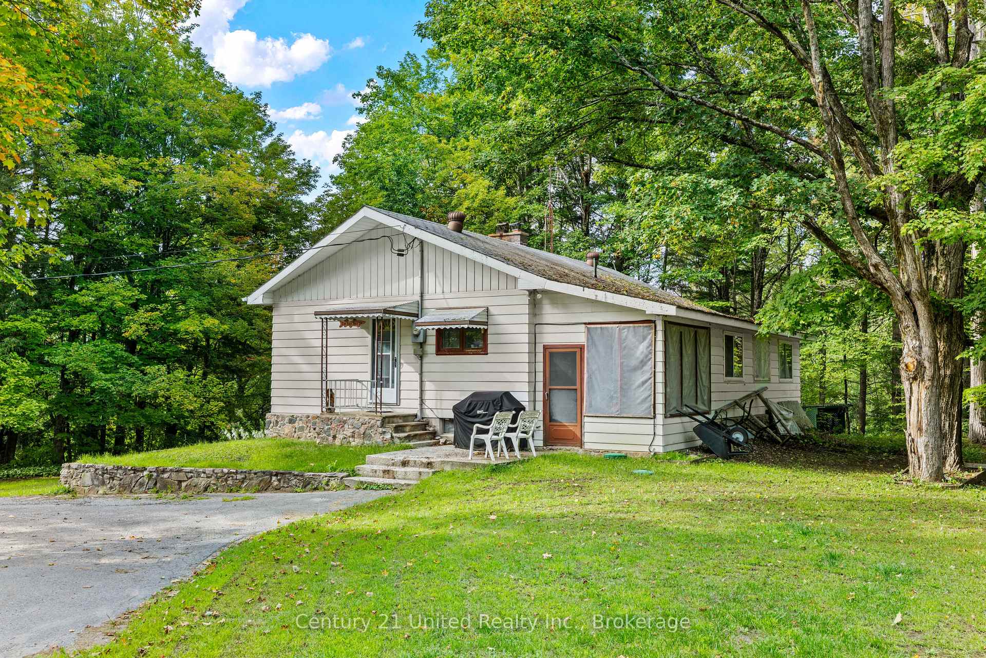 Photo 2 of 49 Mcfadden Road, North Kawartha — HOMEH