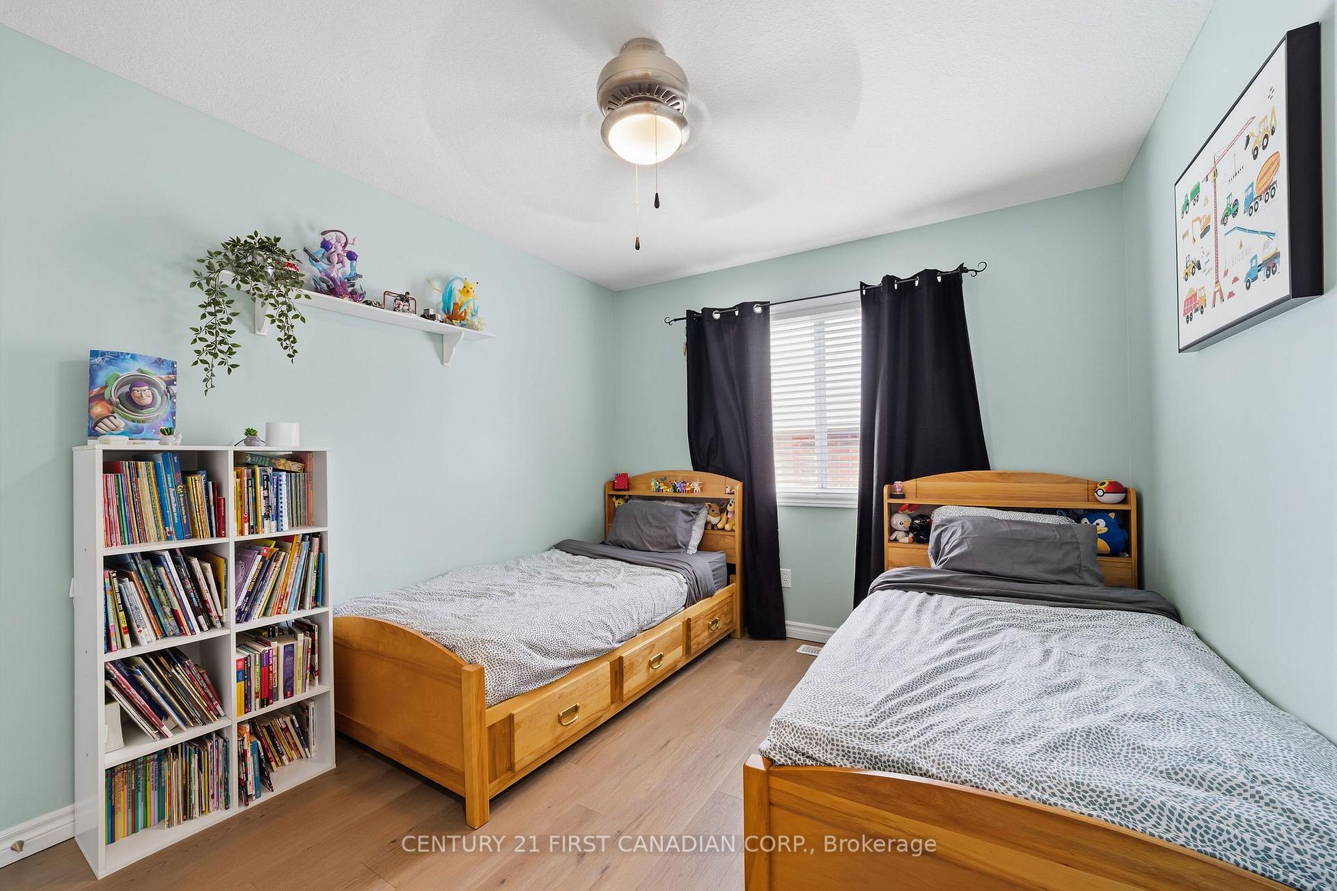 Photo 22 of 102 Watson Street, Lucan Biddulph, Lucan — HOMEH
