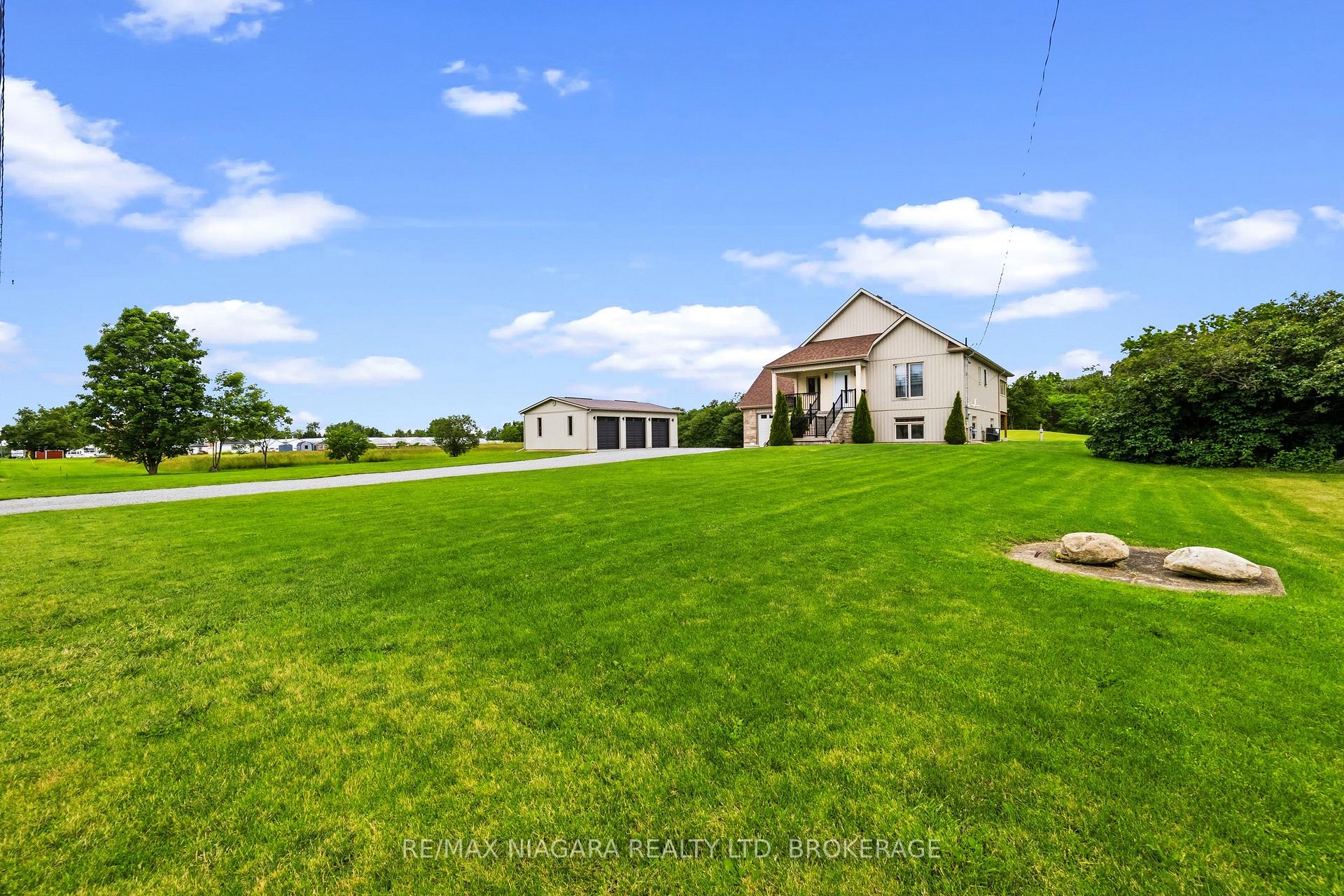 Photo 3 of 2876 3 Highway E, Port Colborne, Bethel — HOMEH