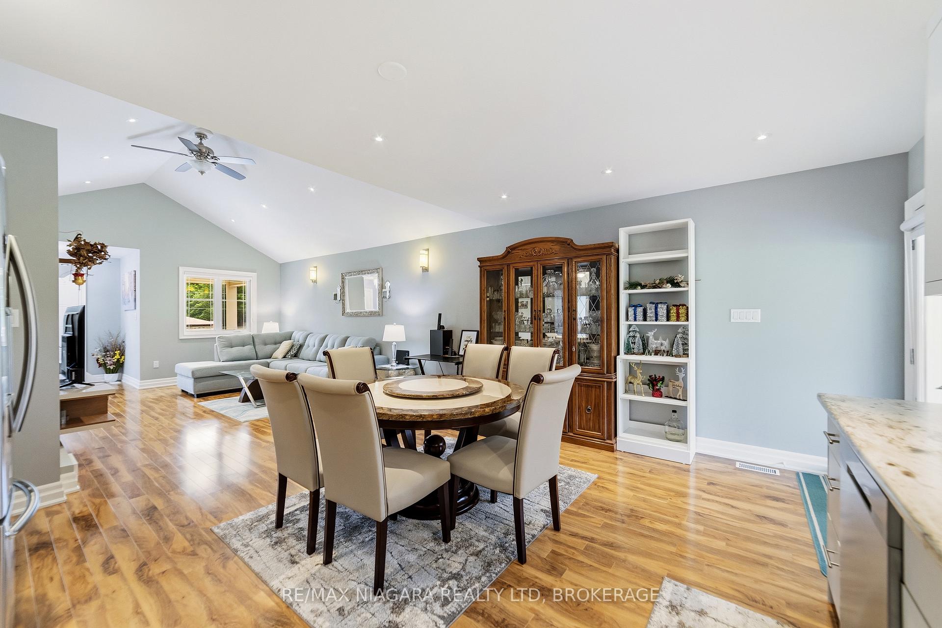 Photo 13 of 2876 3 Highway E, Port Colborne, Bethel — HOMEH