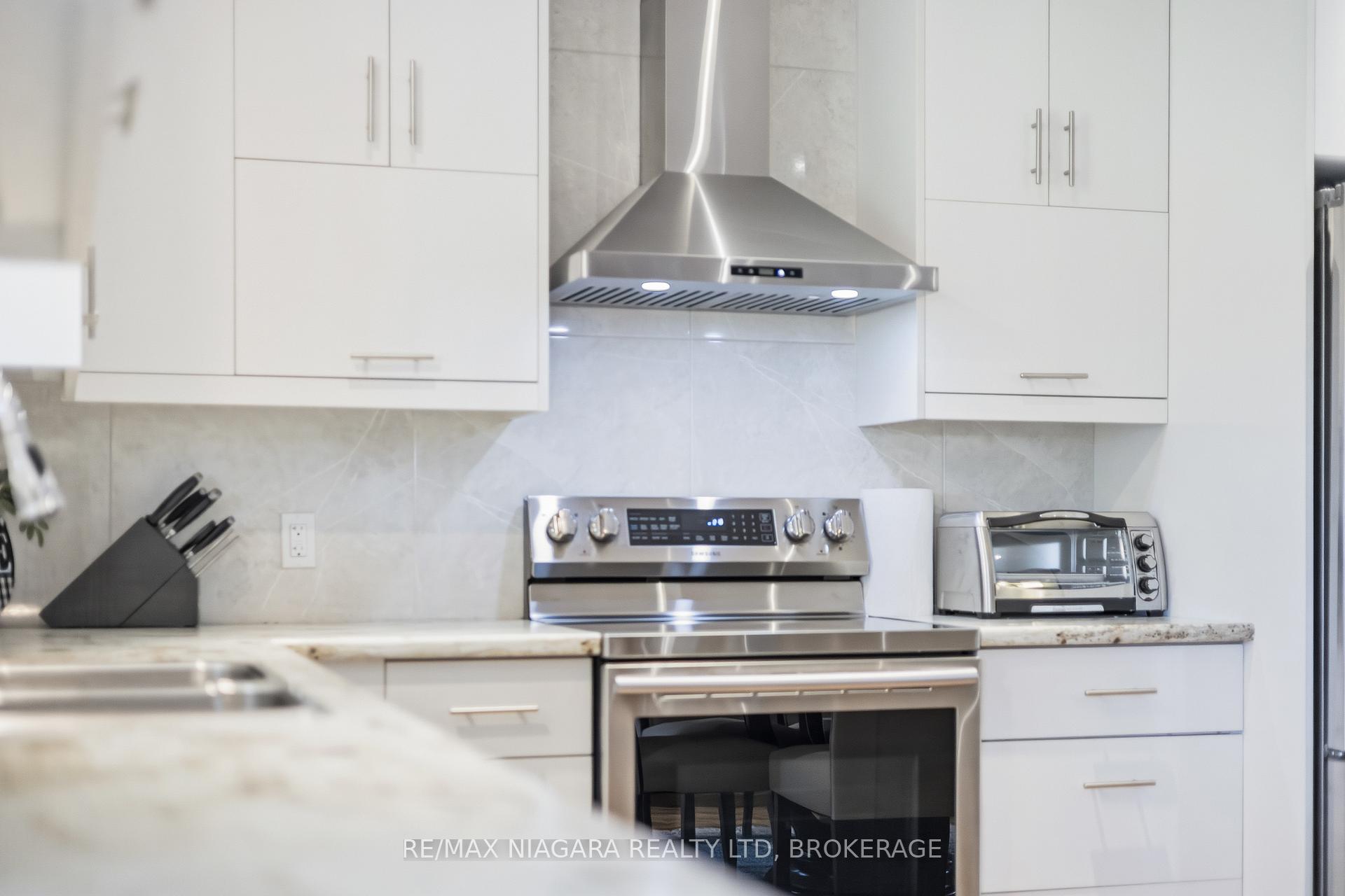 Photo 14 of 2876 3 Highway E, Port Colborne, Bethel — HOMEH