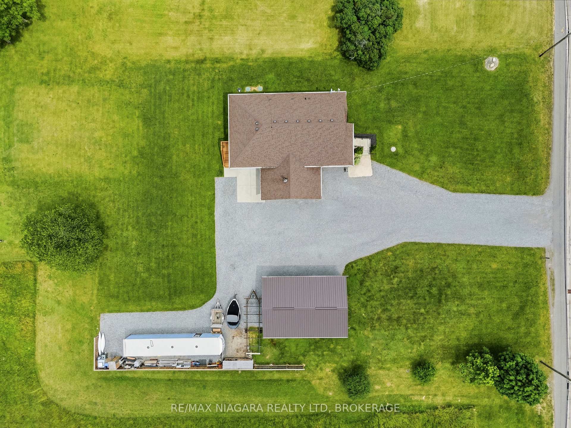 Photo 42 of 2876 3 Highway E, Port Colborne, Bethel — HOMEH