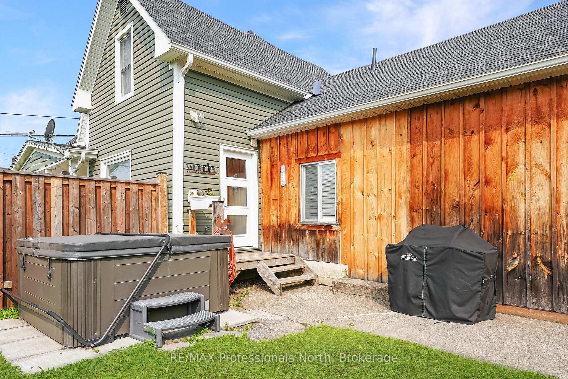 Photo 45 of 33 Maple Avenue, Dysart et al, Dysart — HOMEH