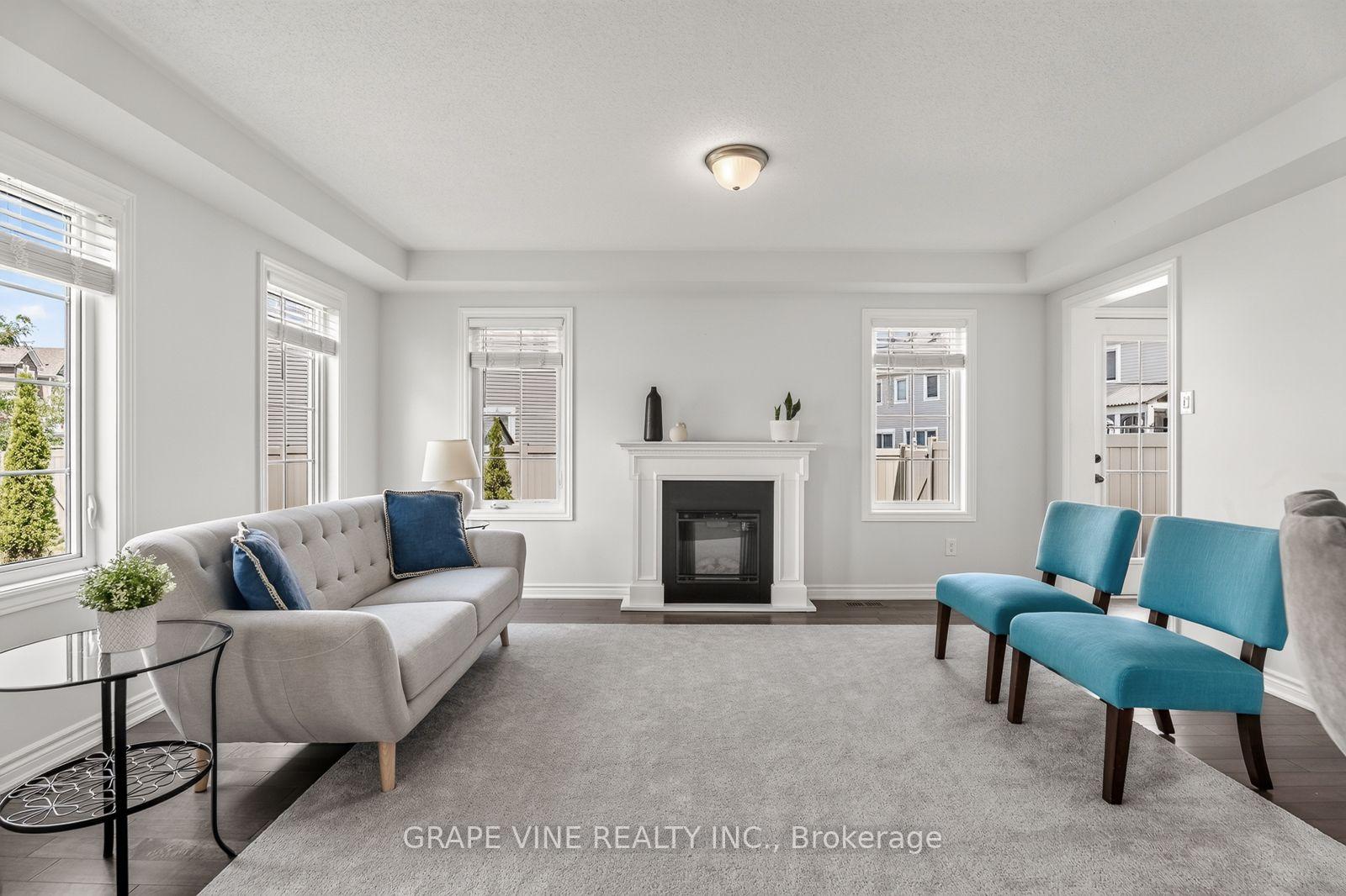 Photo 9 of 210 Clintonia Street, Ottawa, Kanata - Emerald Meadows/Trailwest — HOMEH