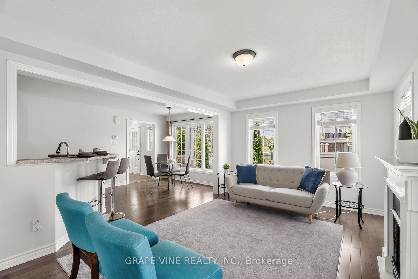 Photo 10 of 210 Clintonia Street, Ottawa, Kanata - Emerald Meadows/Trailwest — HOMEH