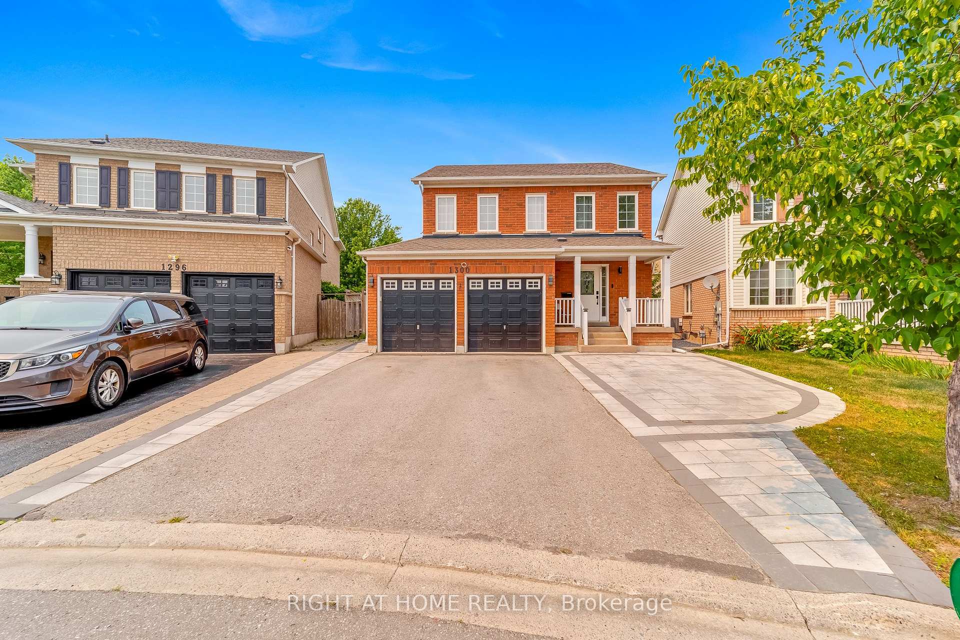 Front of 1300 Ravencliffe Court