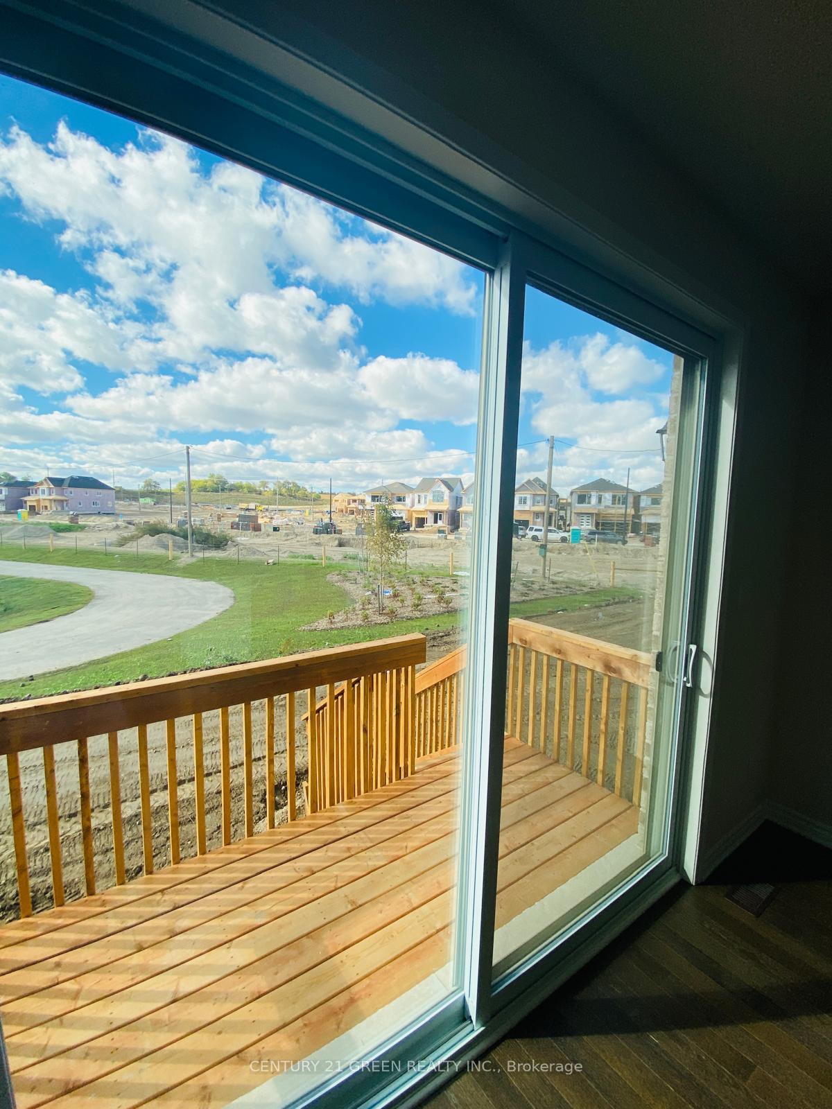 Photo 28 of 283 Rosenberg Way, Kitchener, Trussler — HOMEH
