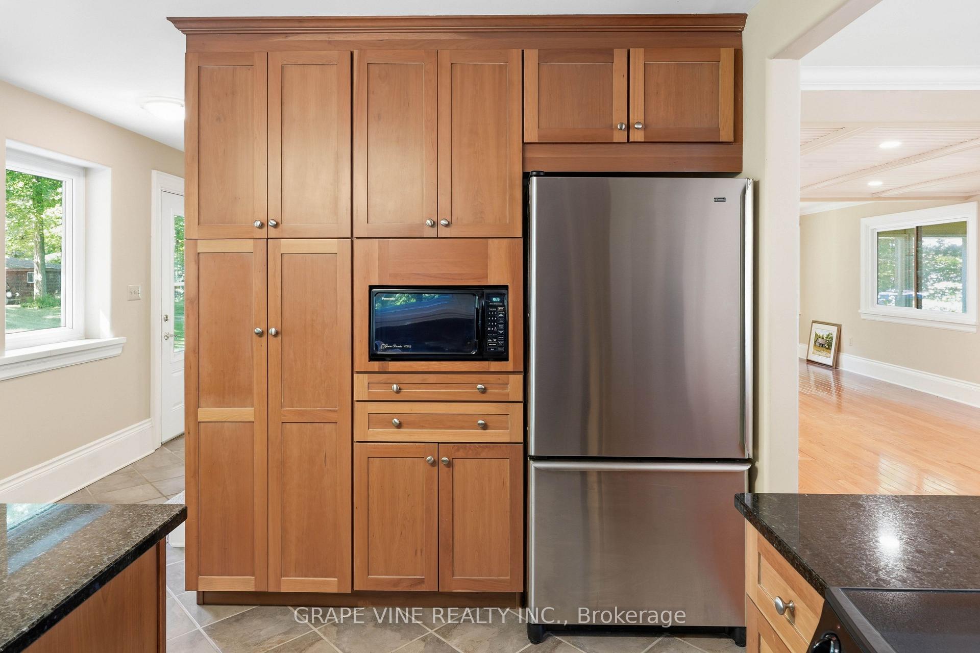 Photo 6 of 68 Goodman Crescent, Prince Edward County, South Marysburg Ward — HOMEH