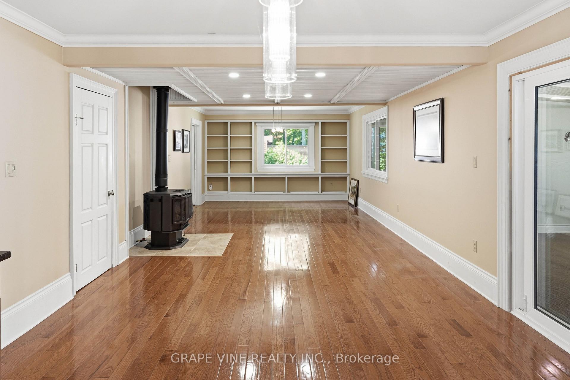 Photo 7 of 68 Goodman Crescent, Prince Edward County, South Marysburg Ward — HOMEH