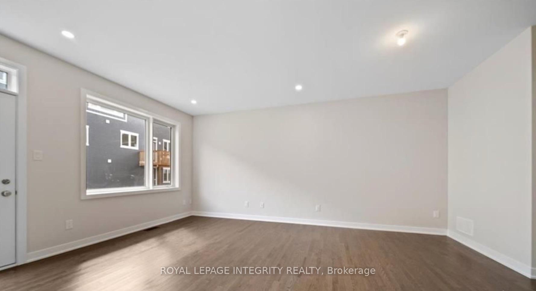 Photo 5 of 414 Epoch Street, Ottawa, Barrhaven - Half Moon Bay — HOMEH