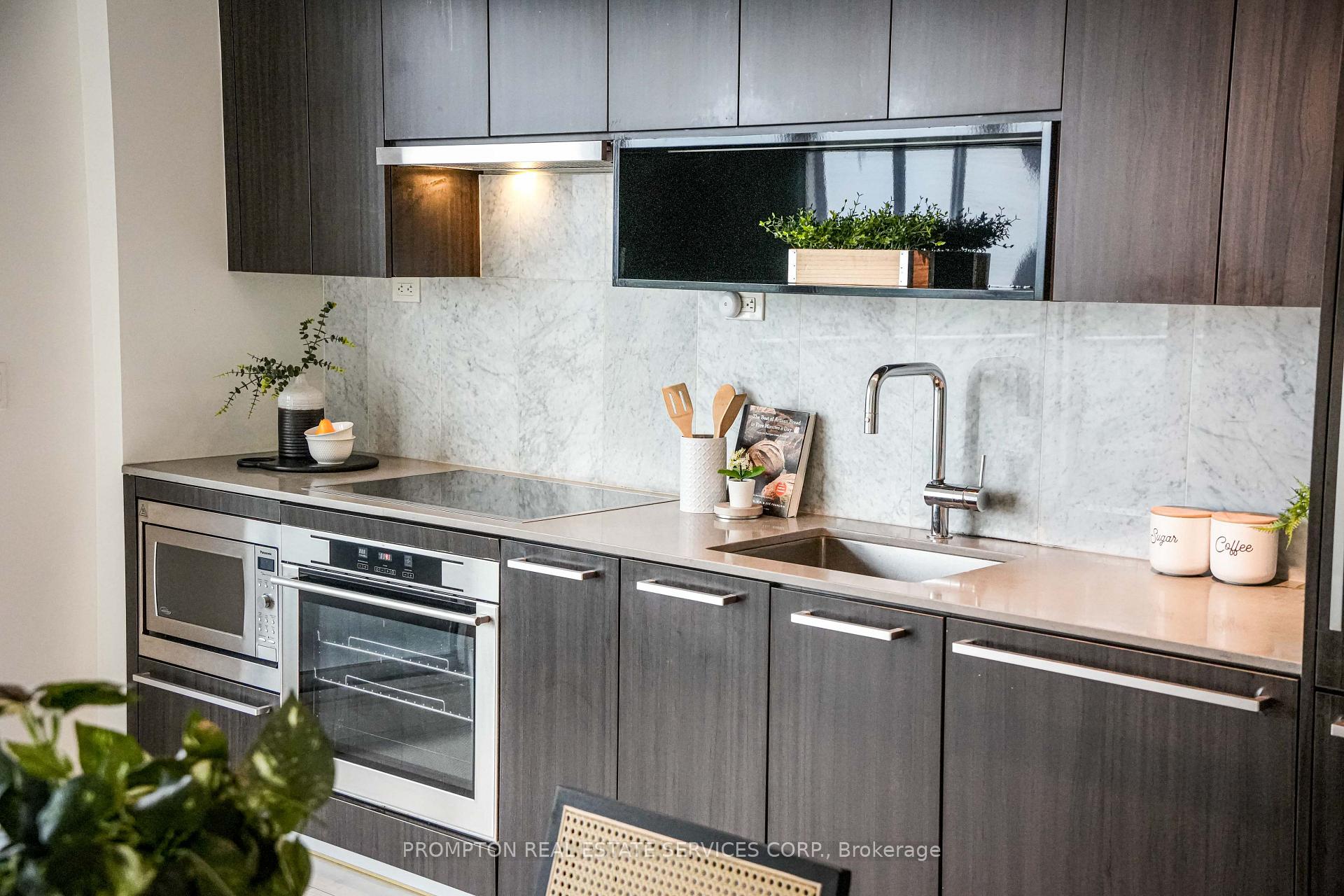 Photo 6 of Unit 2807, 117 Mcmahon Drive, North York, Bayview Village — HOMEH