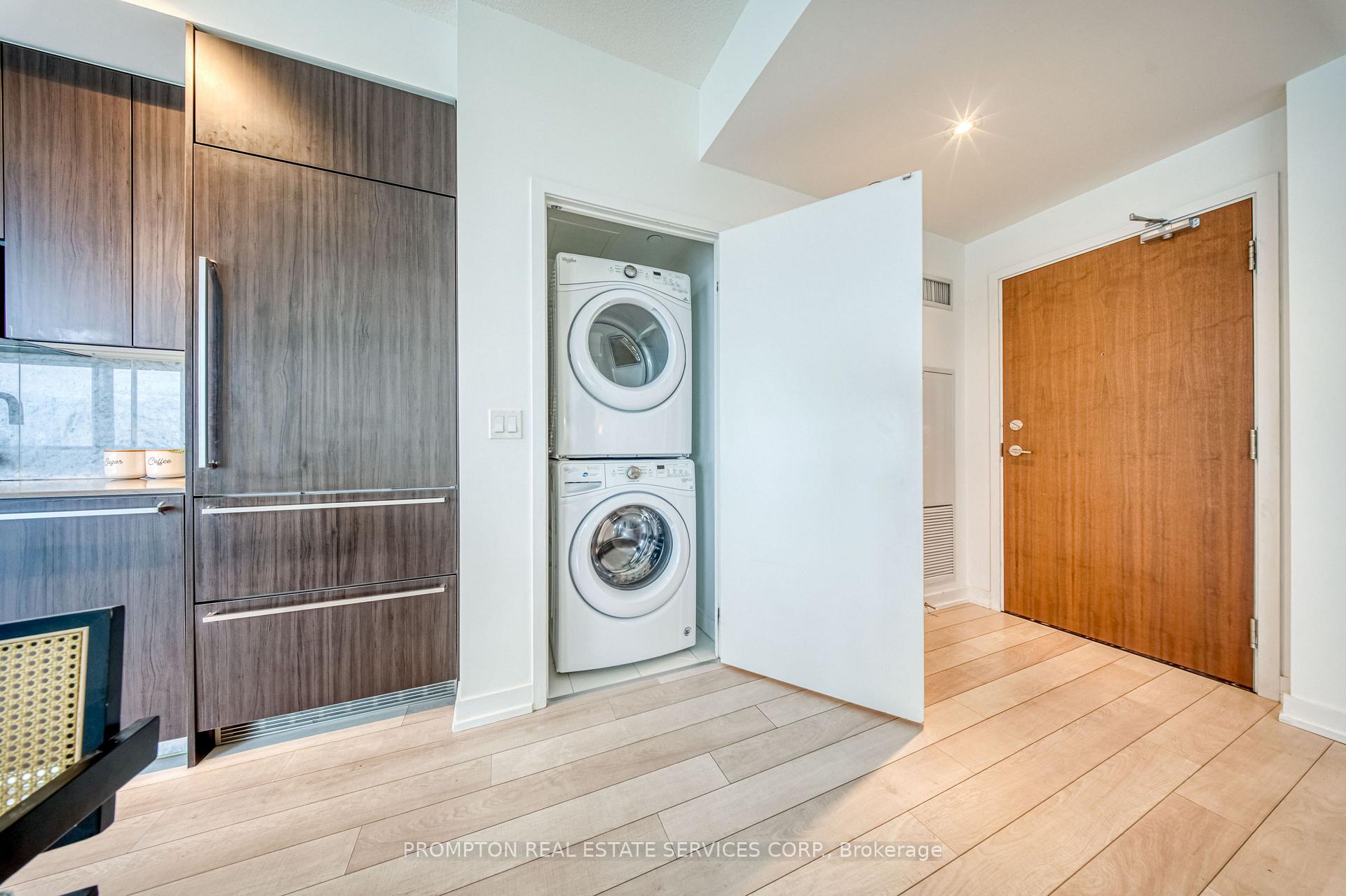 Photo 17 of Unit 2807, 117 Mcmahon Drive, North York, Bayview Village — HOMEH
