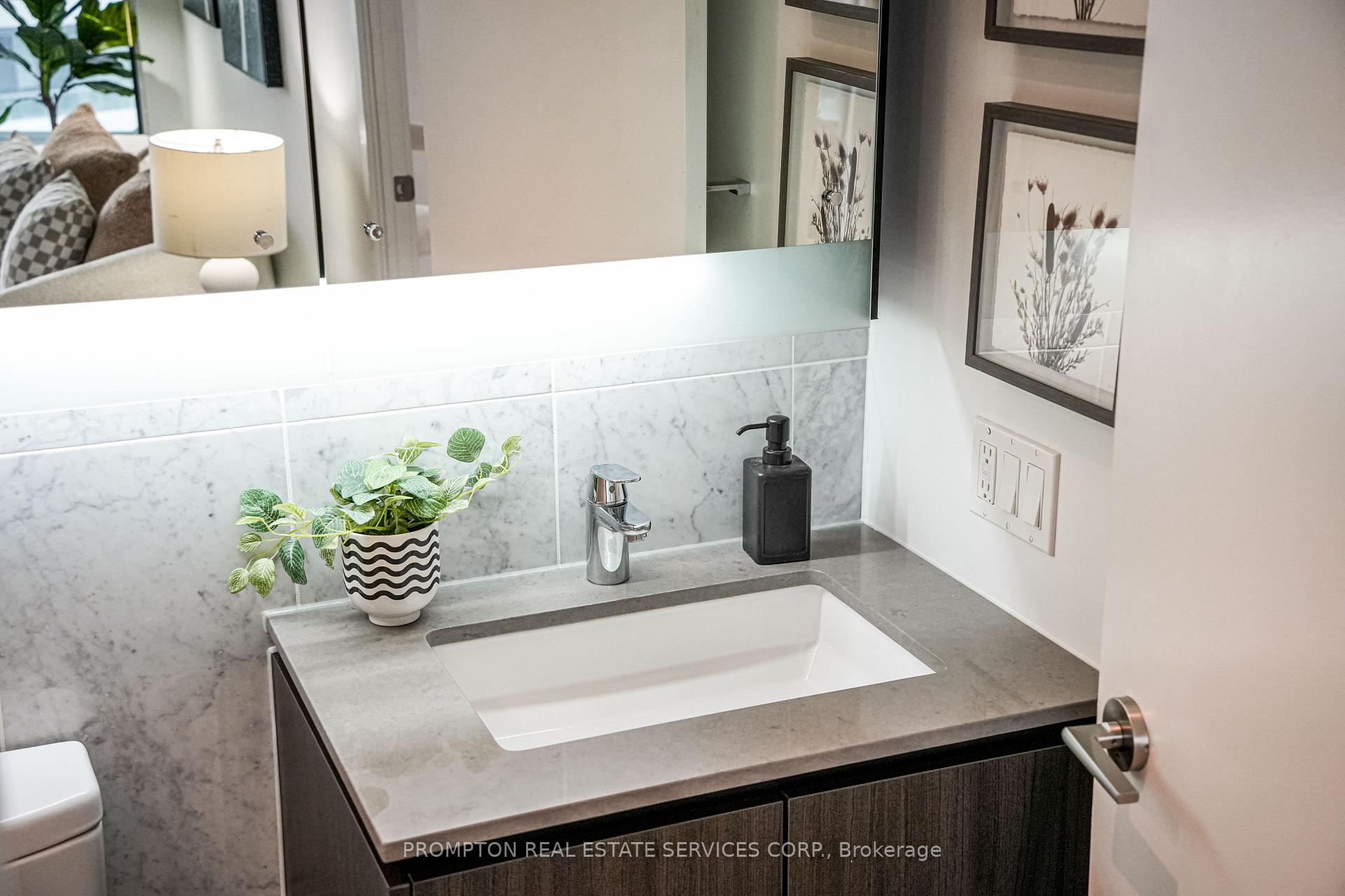 Photo 18 of Unit 2807, 117 Mcmahon Drive, North York, Bayview Village — HOMEH