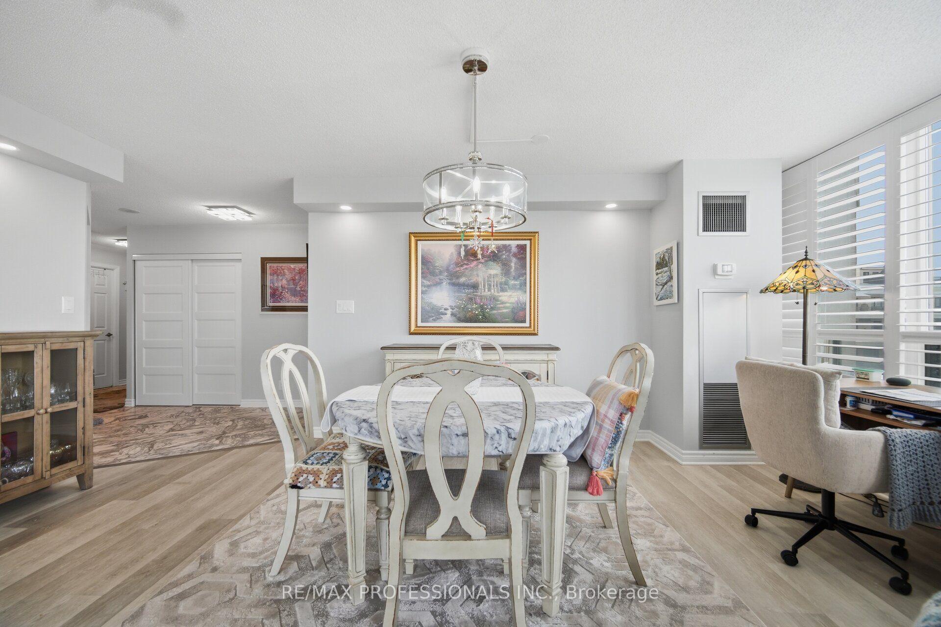 Photo 15 of Unit 1411, 1 Aberfoyle Crescent, Etobicoke, Islington-City Centre West — HOMEH