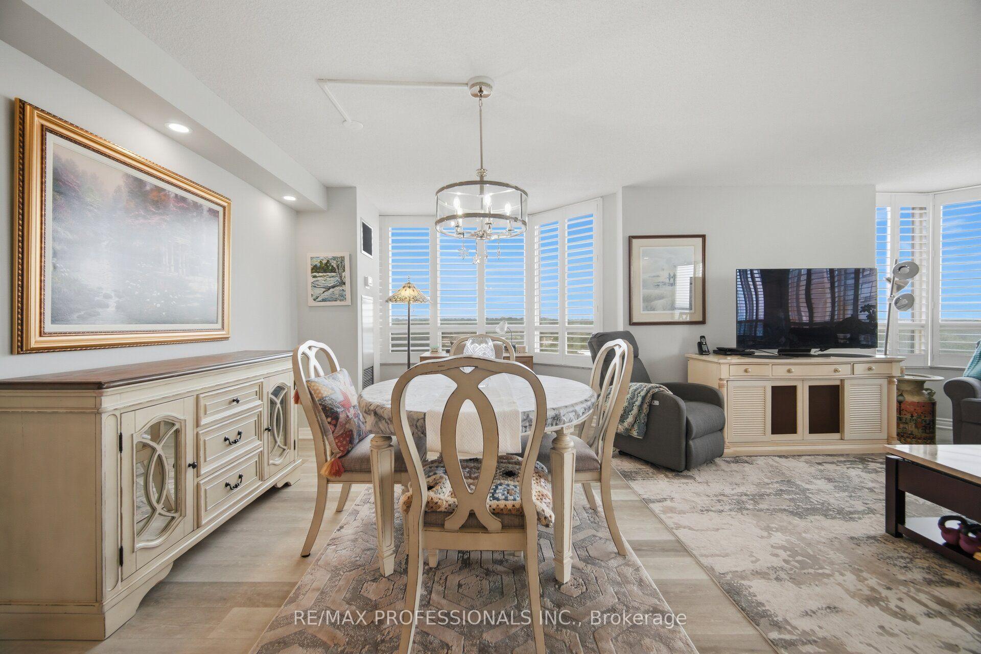 Photo 16 of Unit 1411, 1 Aberfoyle Crescent, Etobicoke, Islington-City Centre West — HOMEH