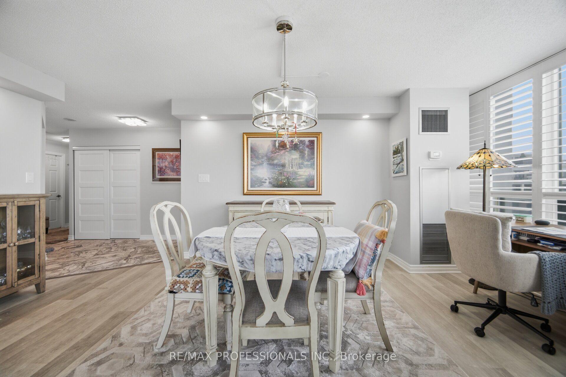 Photo 17 of Unit 1411, 1 Aberfoyle Crescent, Etobicoke, Islington-City Centre West — HOMEH