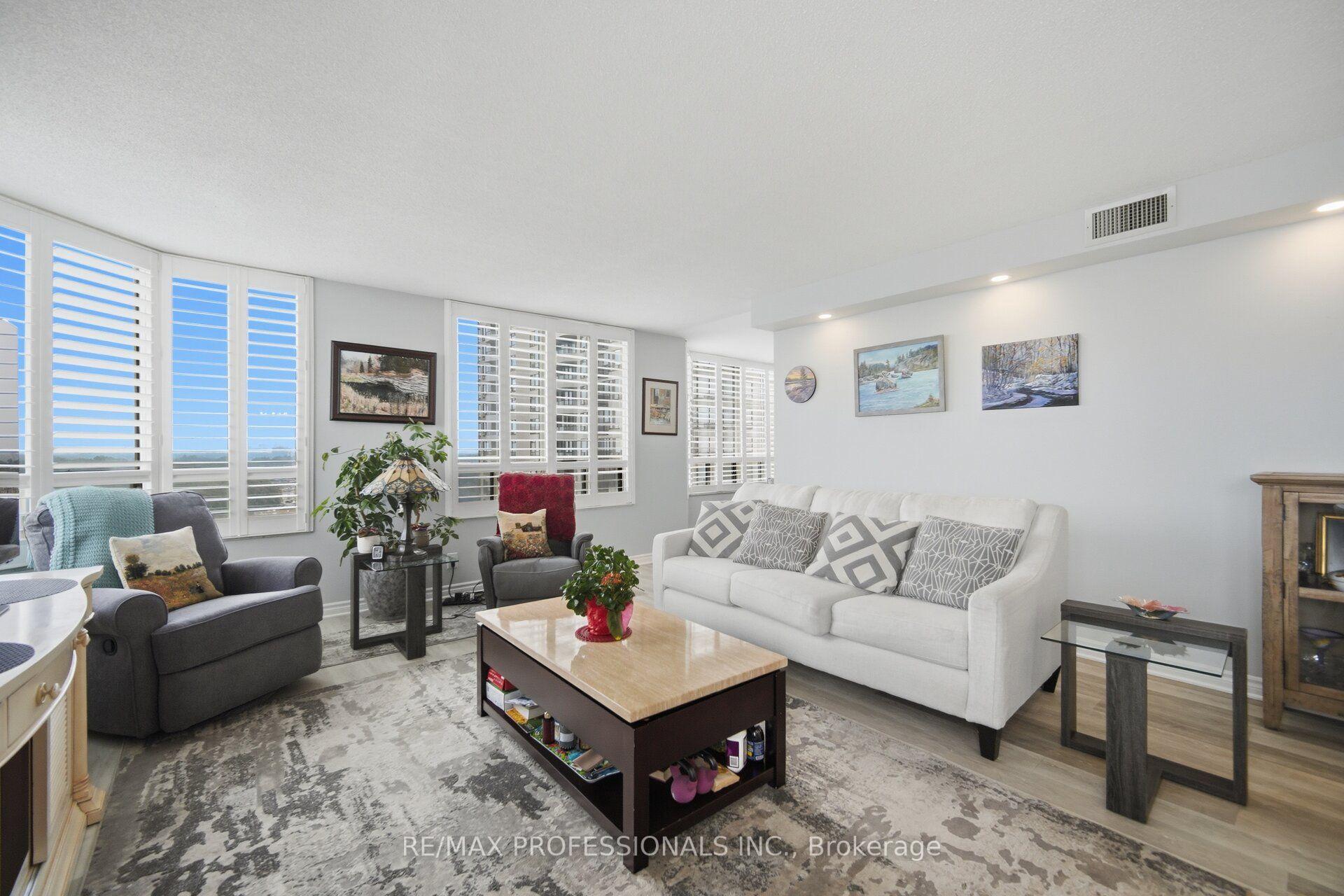 Photo 21 of Unit 1411, 1 Aberfoyle Crescent, Etobicoke, Islington-City Centre West — HOMEH