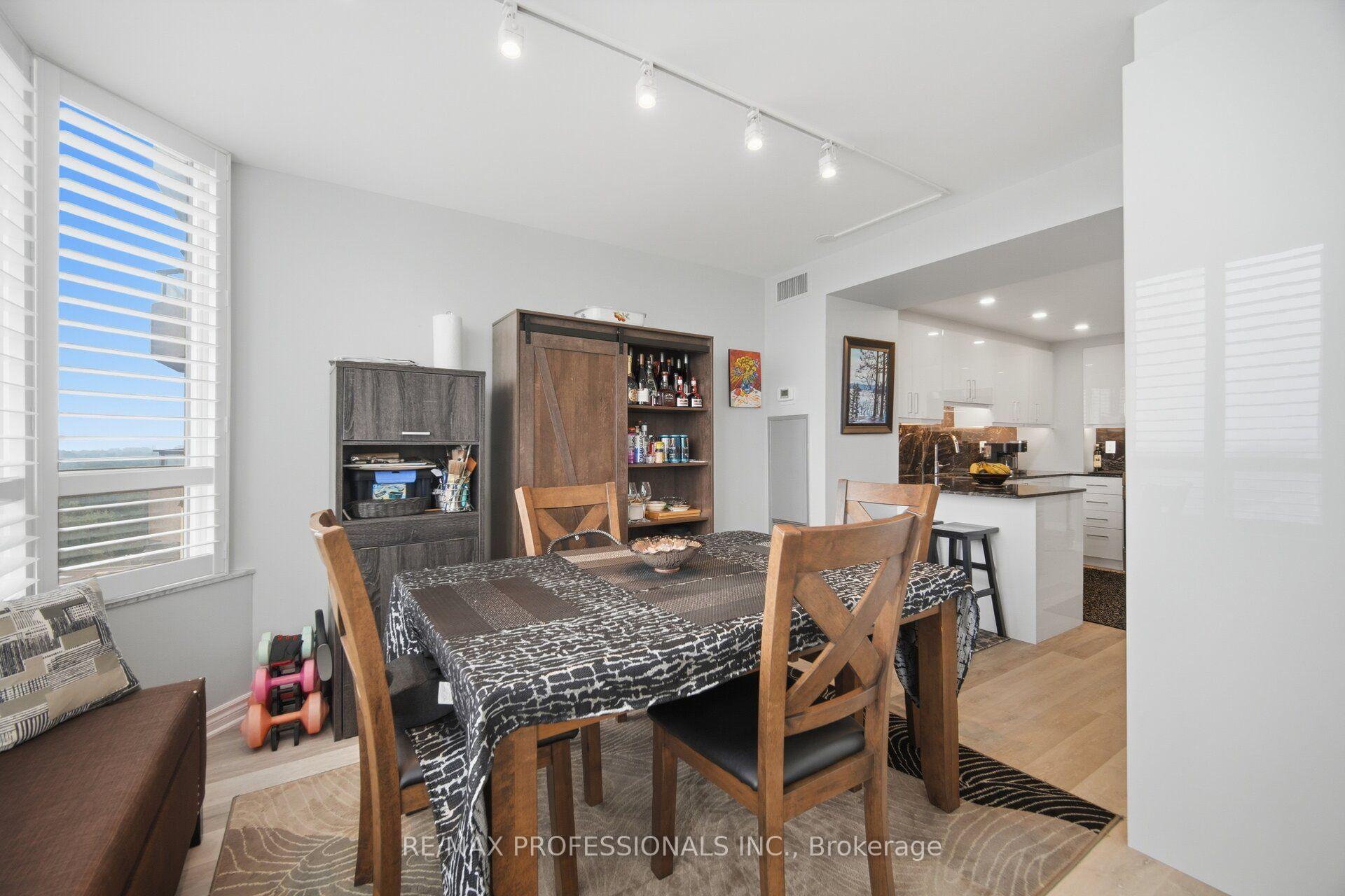 Photo 24 of Unit 1411, 1 Aberfoyle Crescent, Etobicoke, Islington-City Centre West — HOMEH