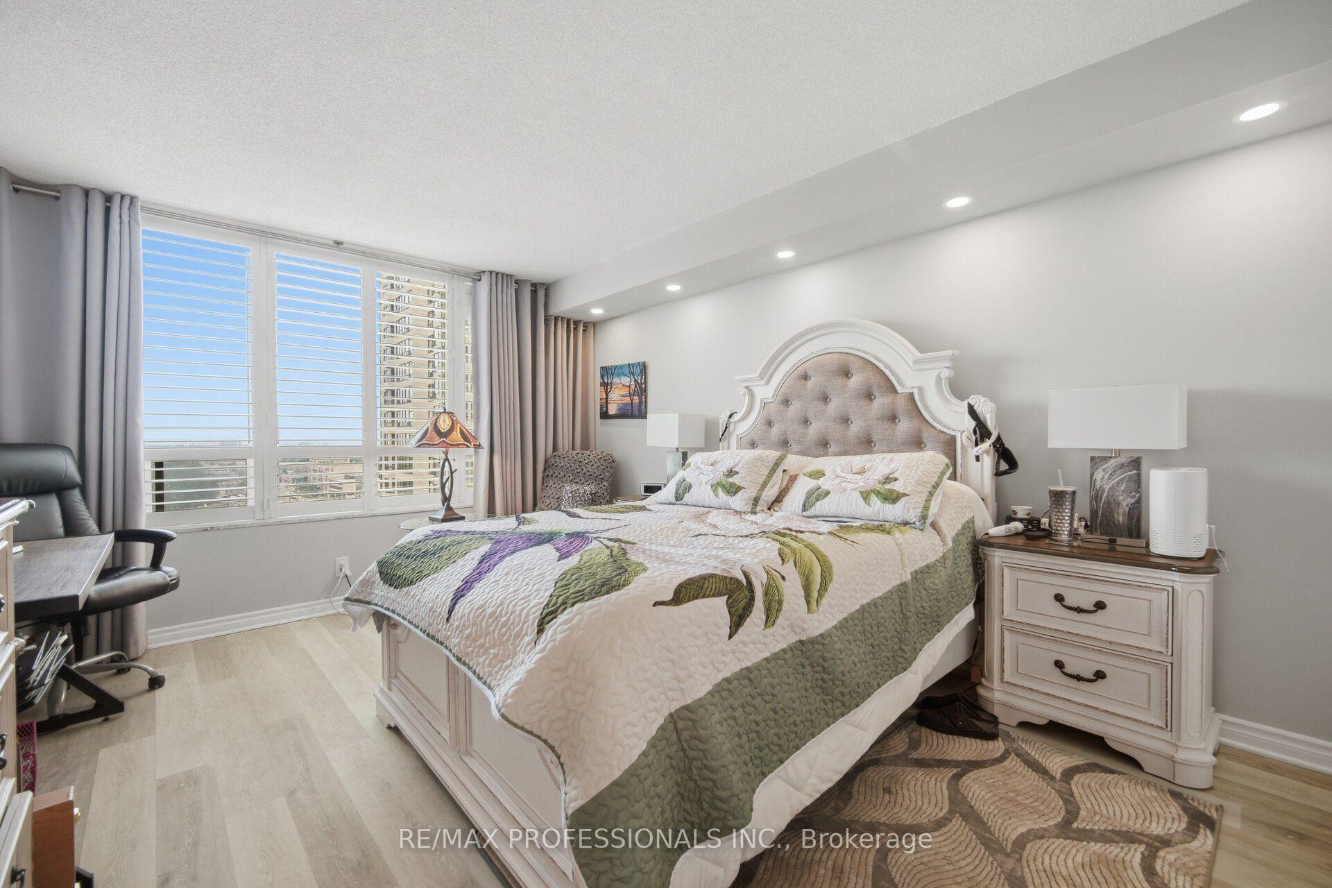 Photo 34 of Unit 1411, 1 Aberfoyle Crescent, Etobicoke, Islington-City Centre West — HOMEH