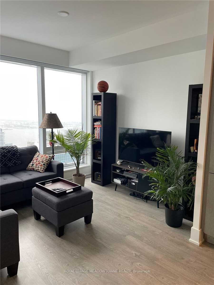 Photo 20 of Unit 5404, 10 York Street, Toronto, Waterfront Communities — HOMEH