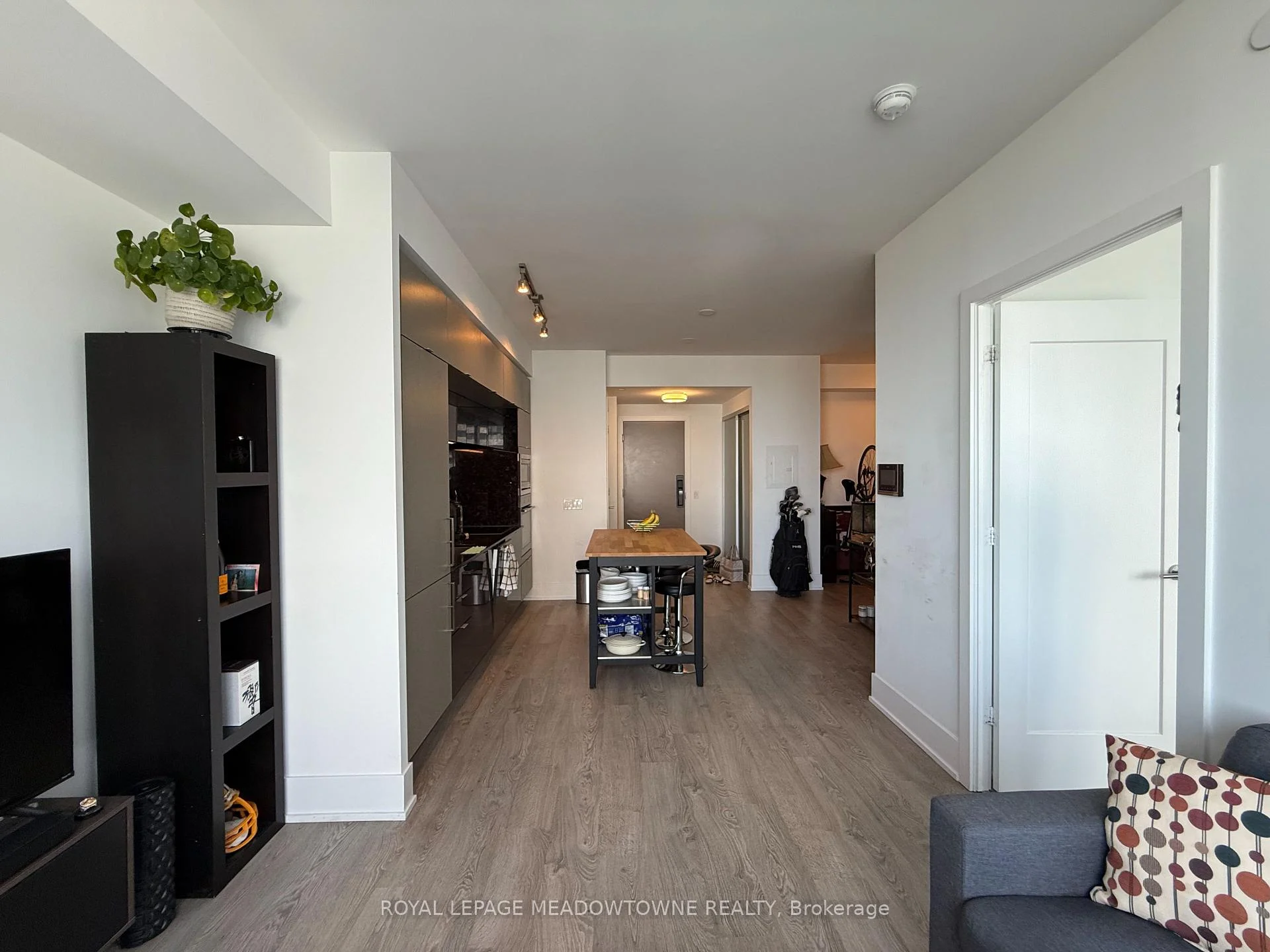 Photo 10 of Unit 5404, 10 York Street, Toronto, Waterfront Communities — HOMEH