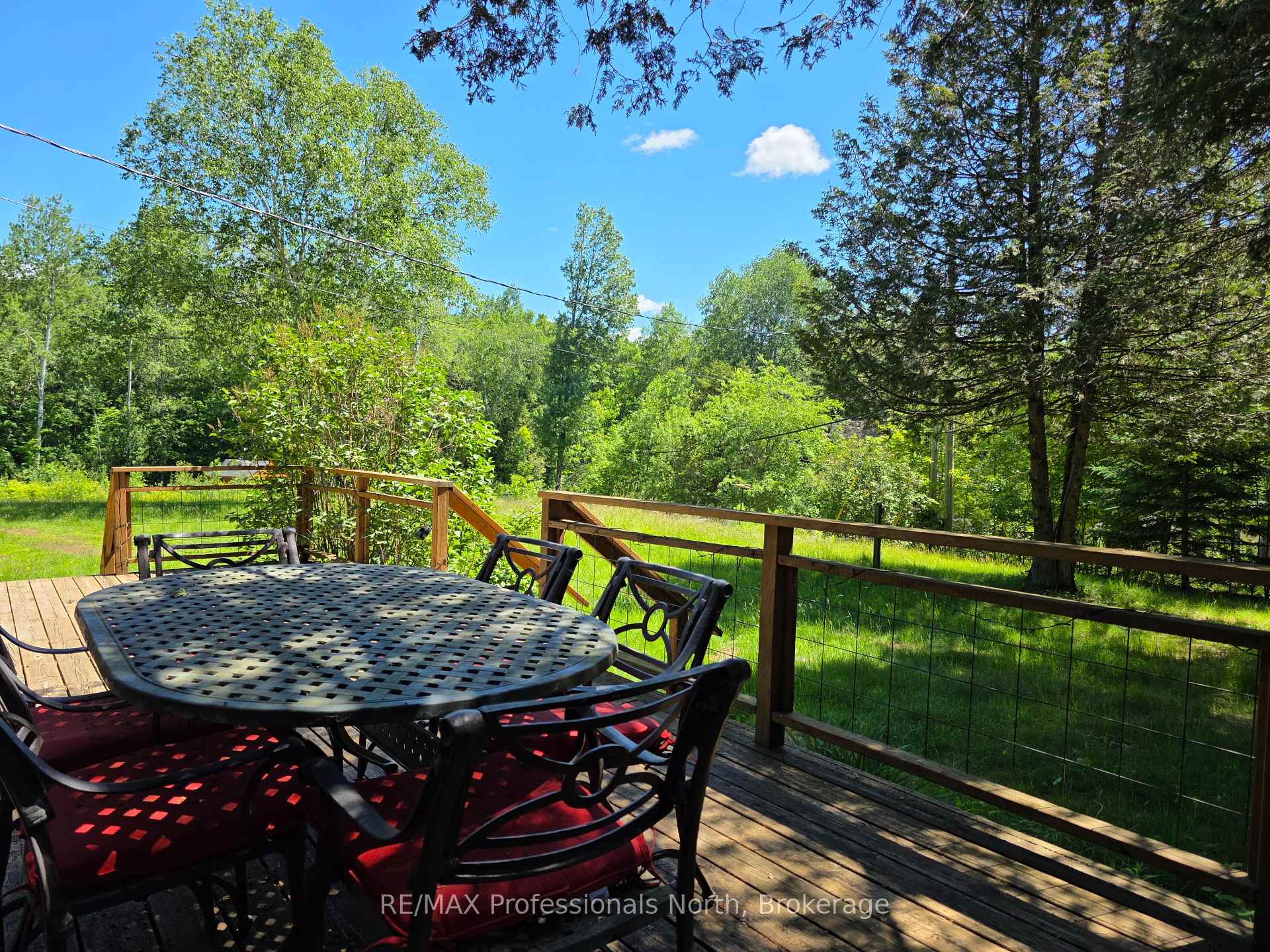 Photo 2 of 1044 Shanahan Trail, Minden Hills, Minden — HOMEH