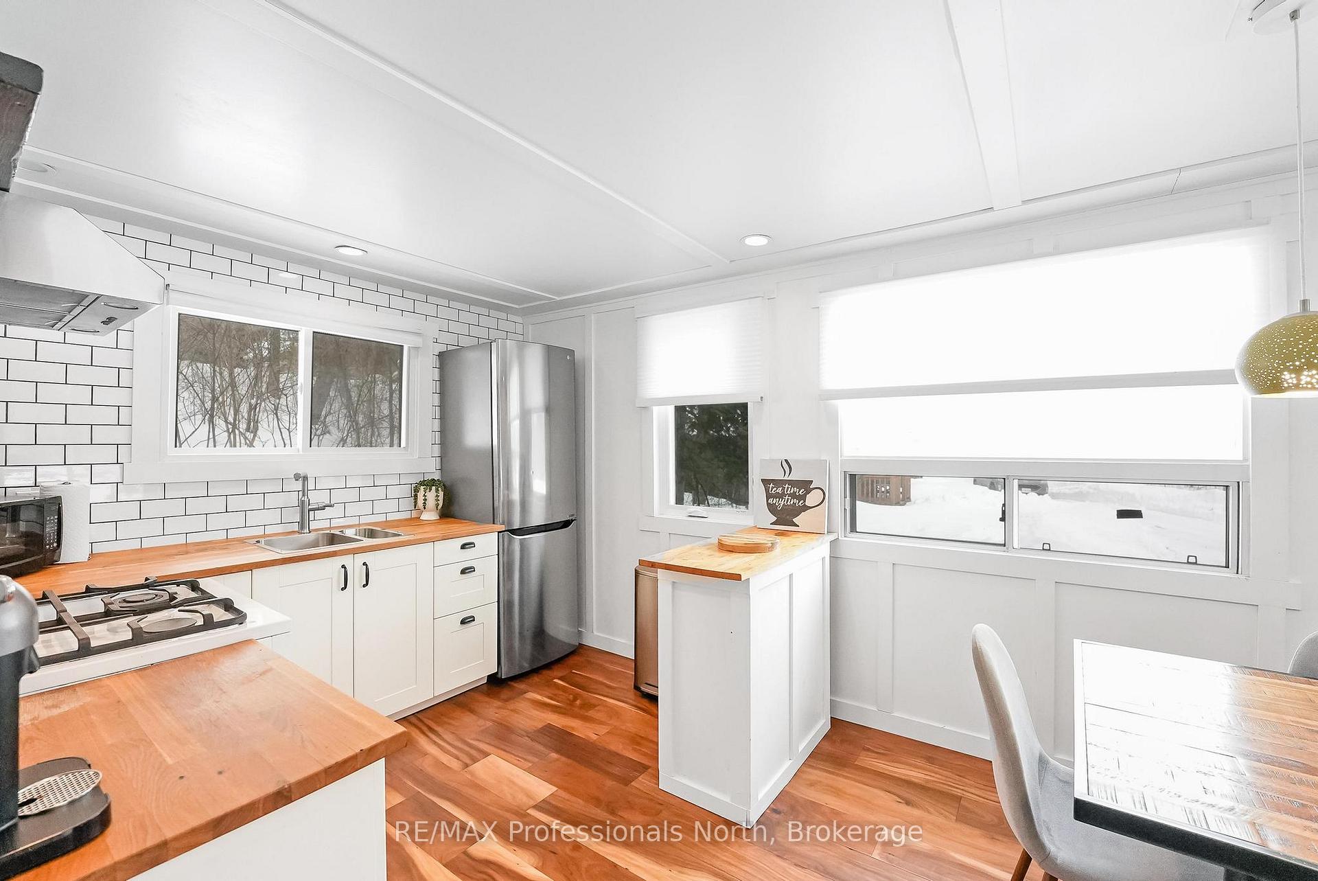 Photo 12 of 1044 Shanahan Trail, Minden Hills, Minden — HOMEH