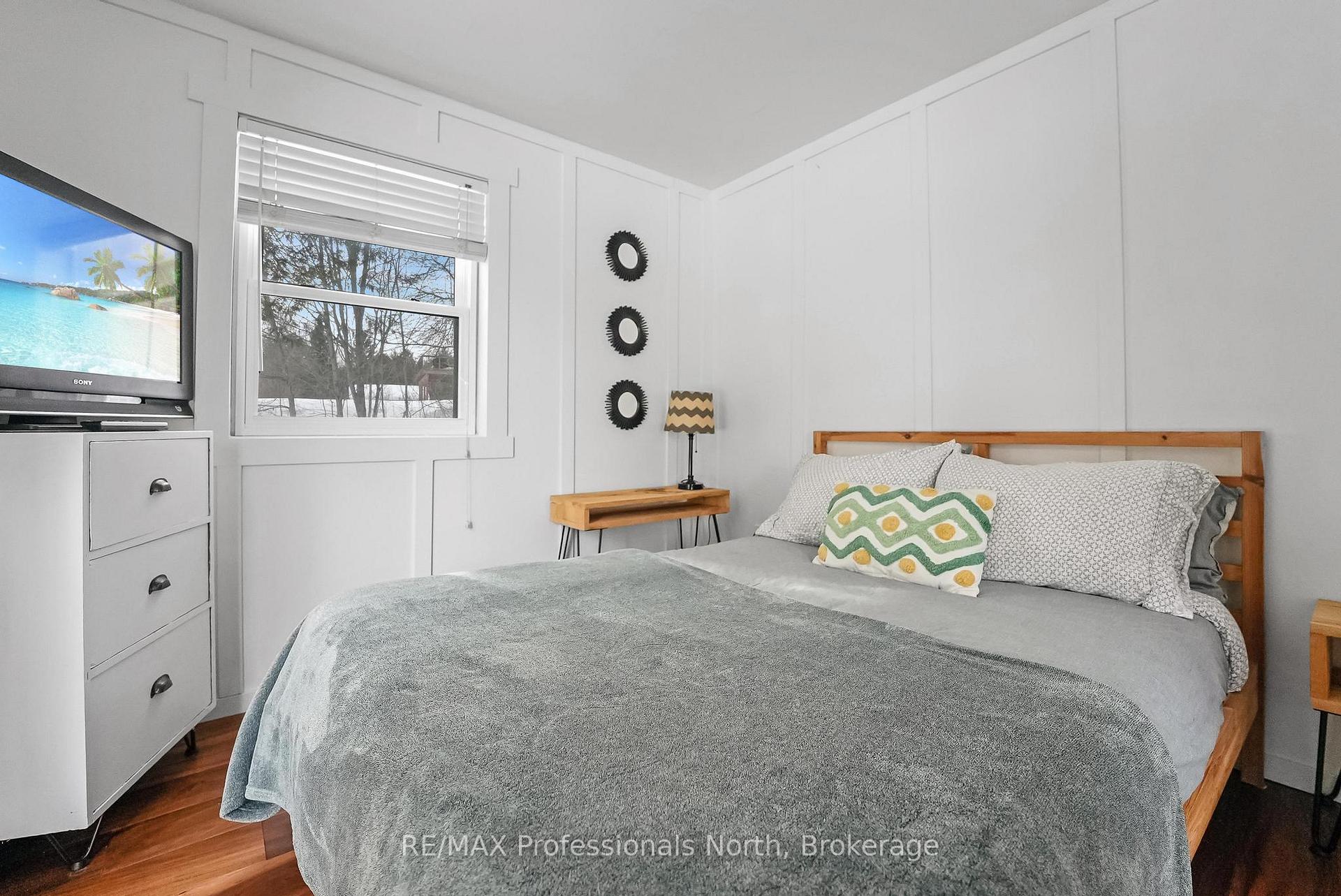 Photo 18 of 1044 Shanahan Trail, Minden Hills, Minden — HOMEH
