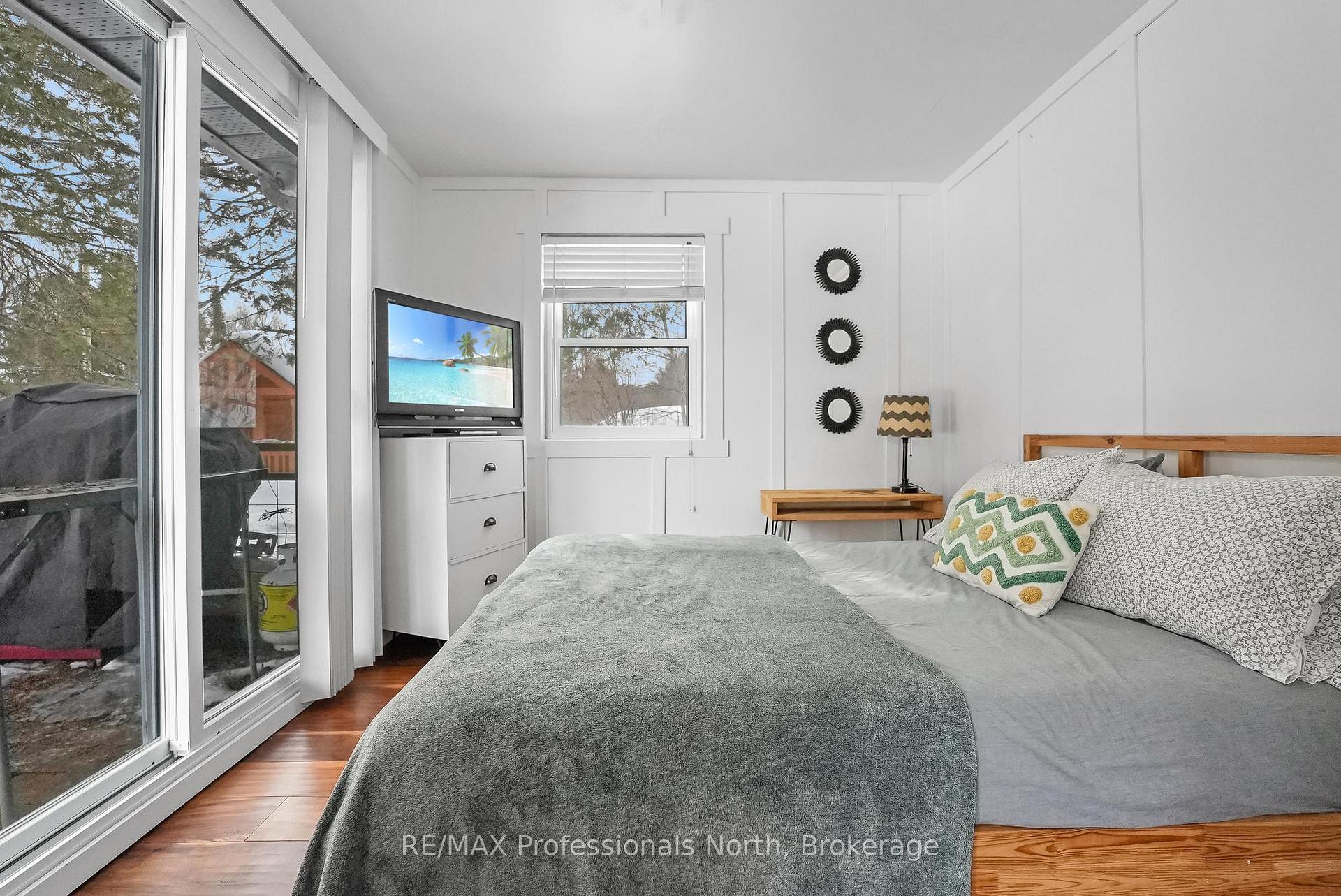 Photo 17 of 1044 Shanahan Trail, Minden Hills, Minden — HOMEH