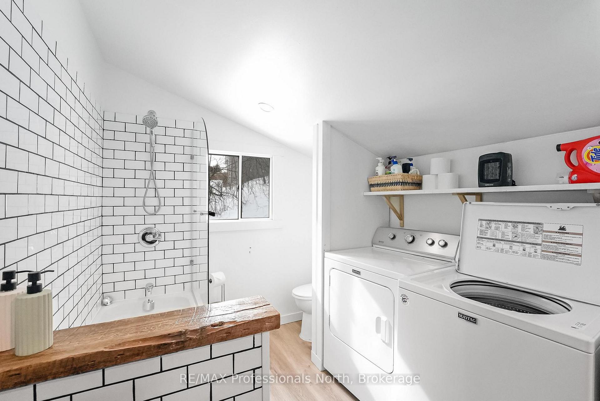 Photo 23 of 1044 Shanahan Trail, Minden Hills, Minden — HOMEH